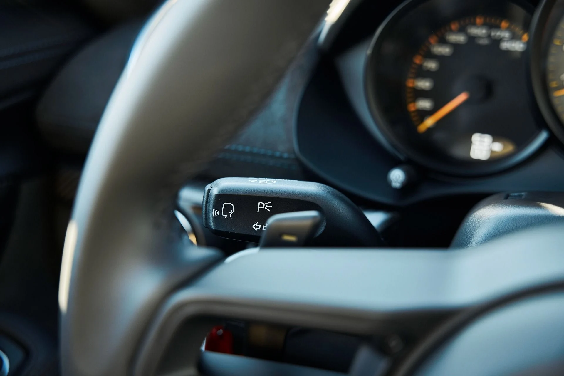 mph045_2016877610_Used_2025_Porsche_718_Cayman_GT_4_RS_1766025543_9a0faf450f