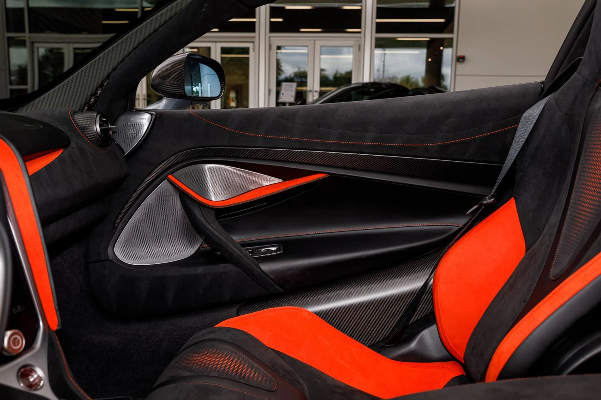 mph045_2031553664_Used_2024_Mc_Laren_750_S_Spider_Performance_781dfdfece