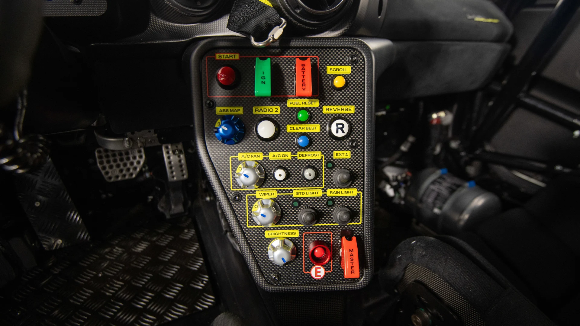 mph045_2044123009_cce7d15f608d48c1952b656c4bcb23a8_d46573468a