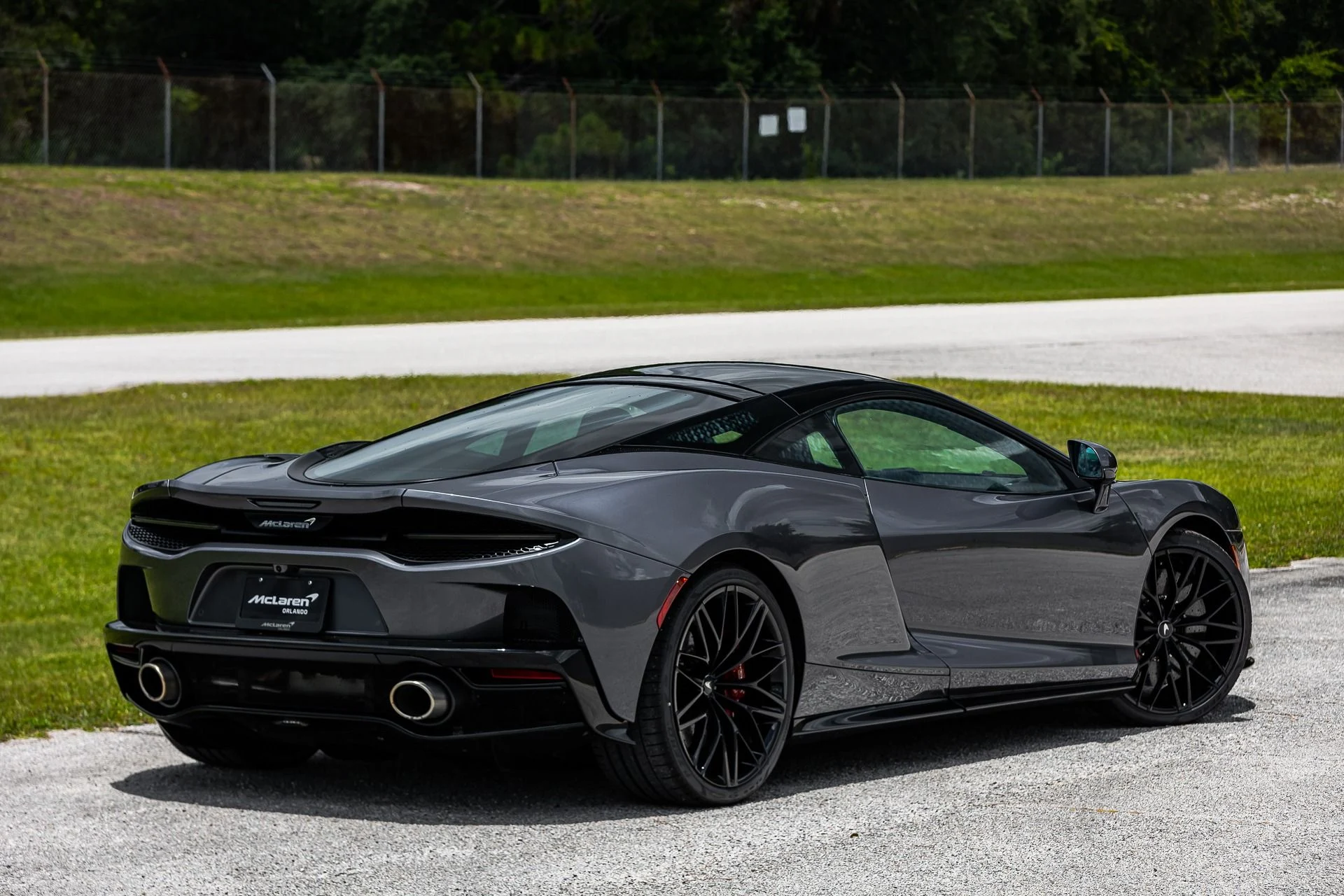 mph045_2053368491_313_p46_l_417a6c45ea