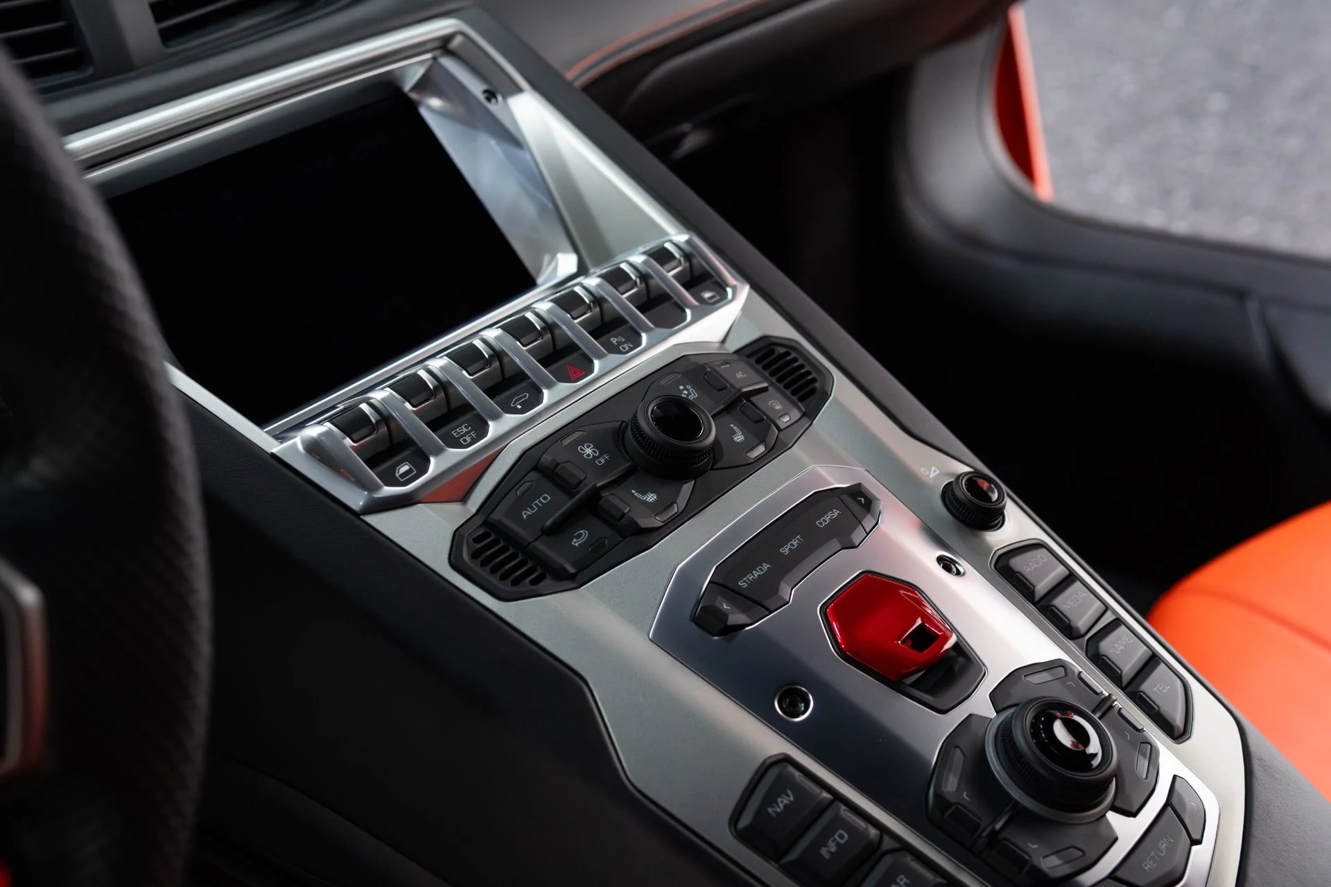 mph045_2053602711_Used_2012_Lamborghini_Aventador_LP_700_4_1769493534_94fe101001