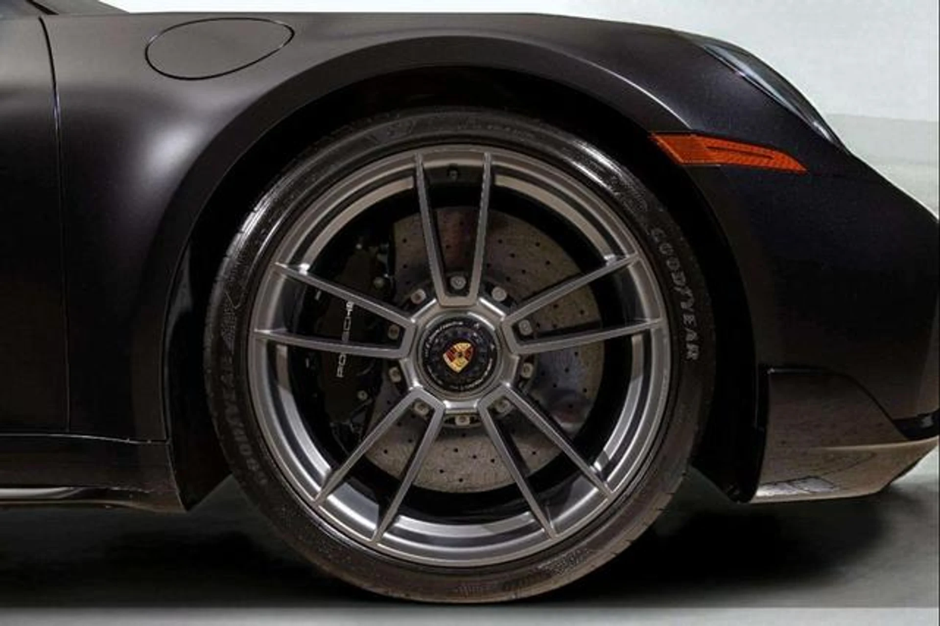 mph045_2057615396_s_G_Dk_Wj_Fb_Aj_Gop_M_0hi_U3r_w_WB_Qc_9132e7a4fd