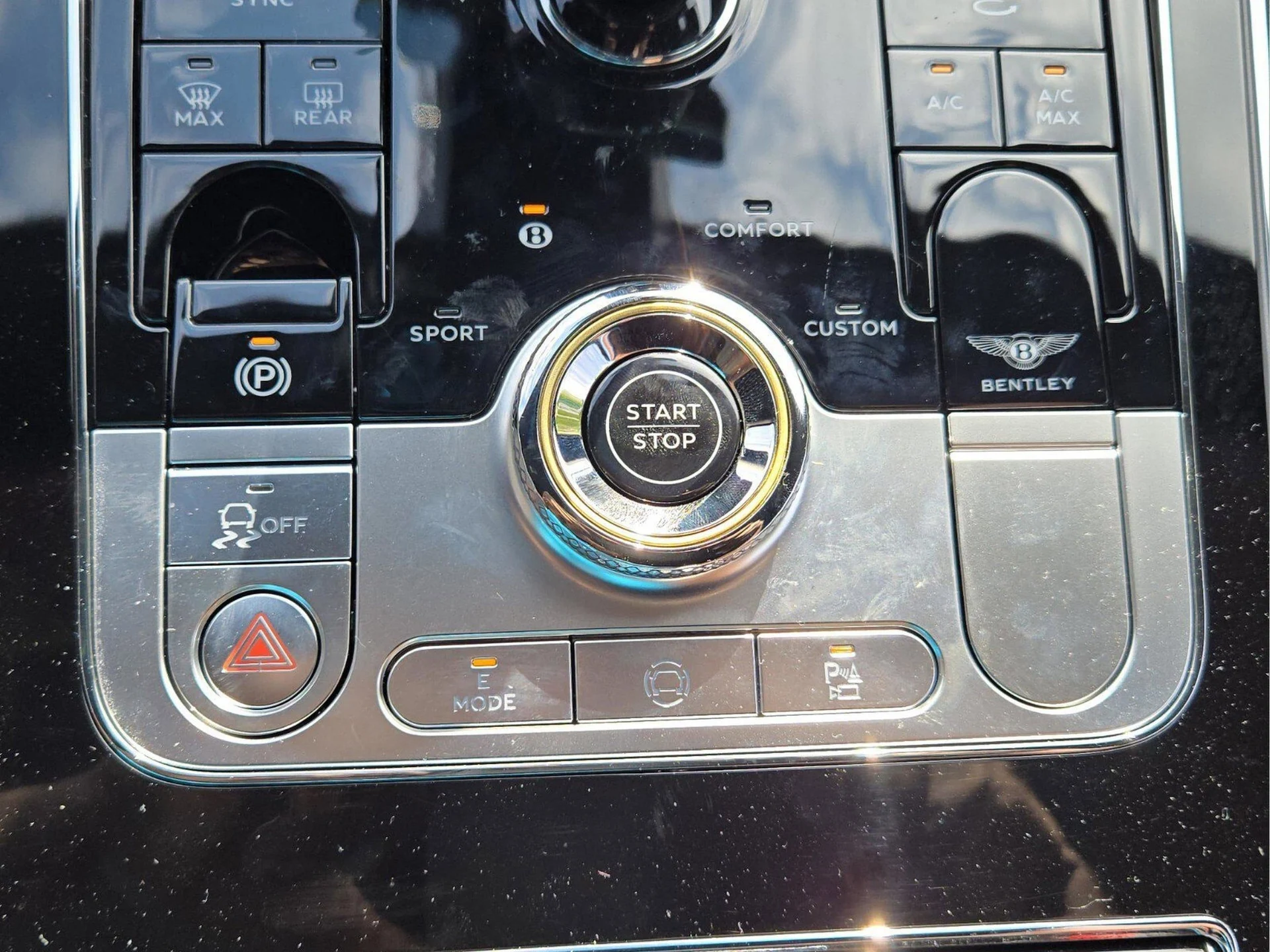 mph045_2059674819_21b3f6c2a1a31ace4ed049a81f5ffe30x_7adc1be335