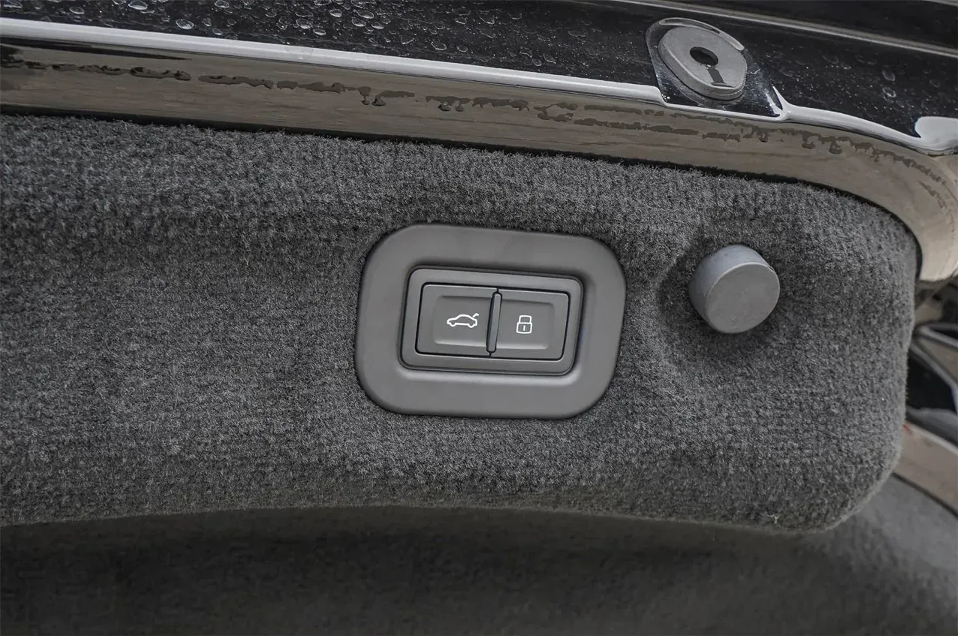 mph045_2071169236_dec47b1d062140aabf27253171c36aea_9a78ba8655