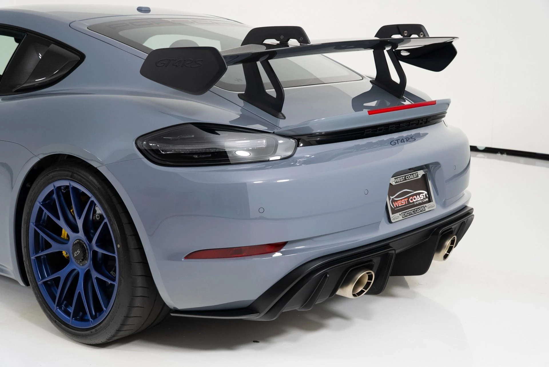 mph045_2102204592_Used_2024_Porsche_718_Cayman_GT_4_RS_1756417637_710ee058d4