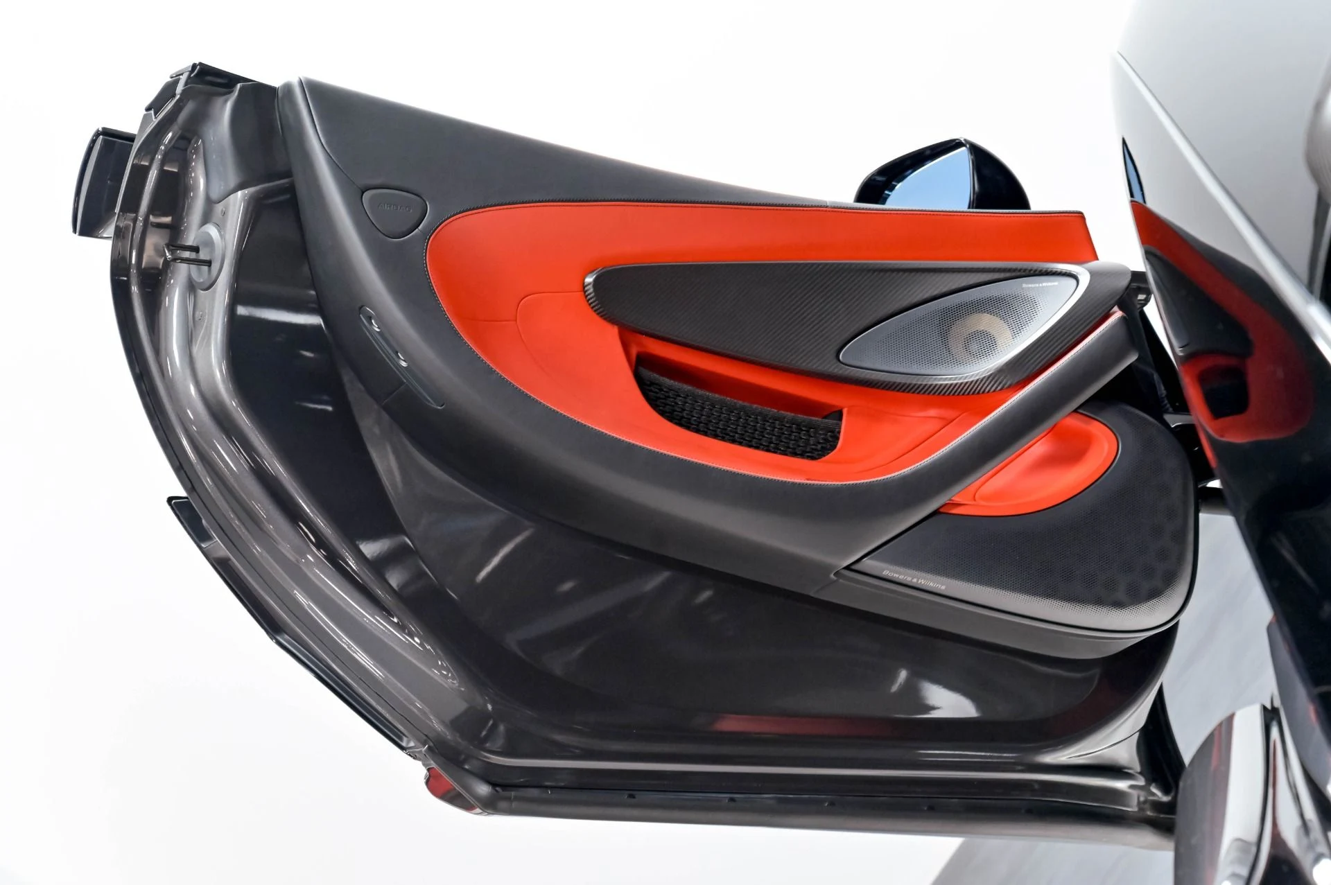 mph045_2103395174_Used_2019_Mc_Laren_600_LT_1780687846_3ad4db0ce3