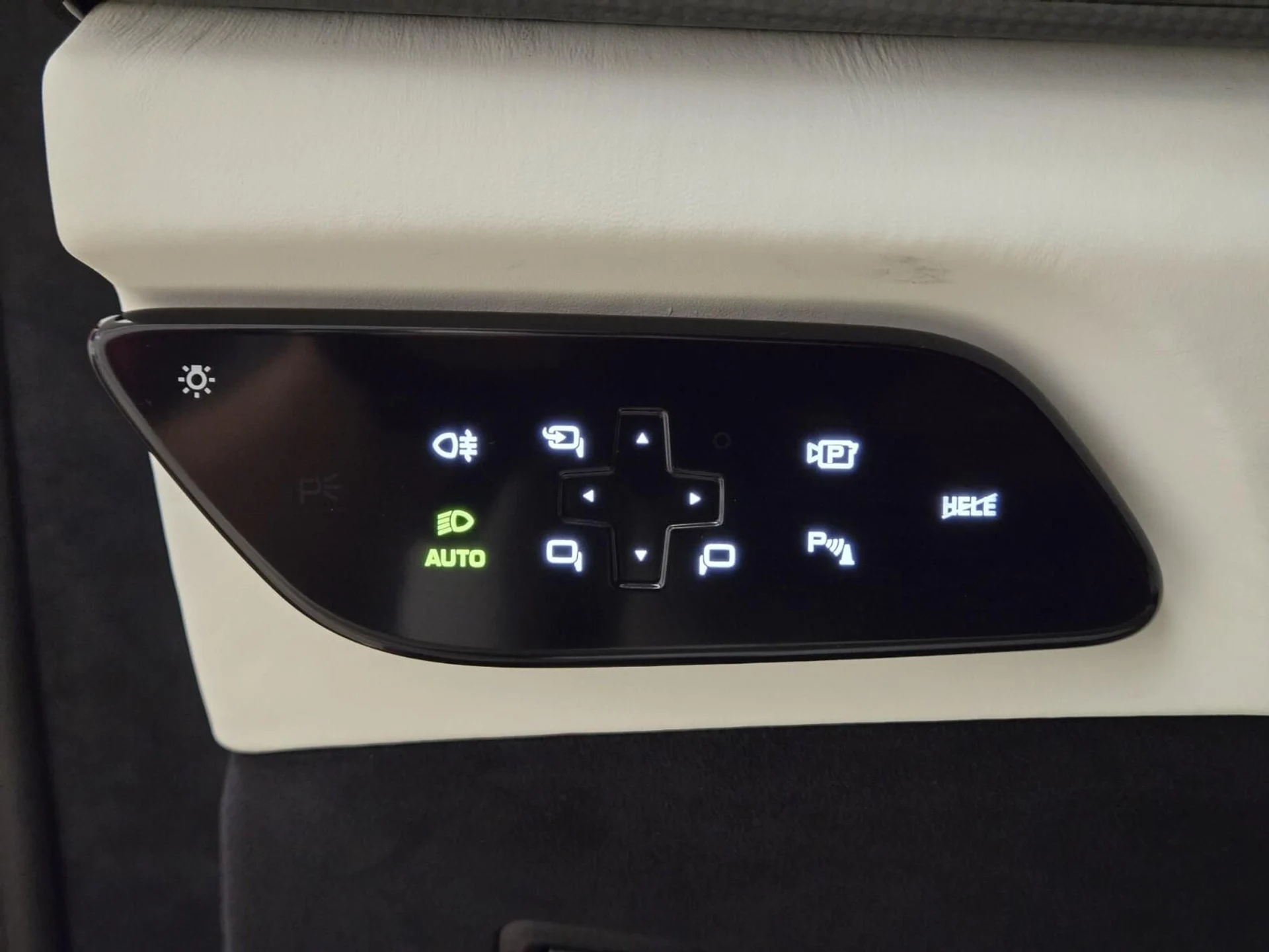 mph045_2112653876_Used_2025_Ferrari_Purosangue_1768891647_ba6167bd2b