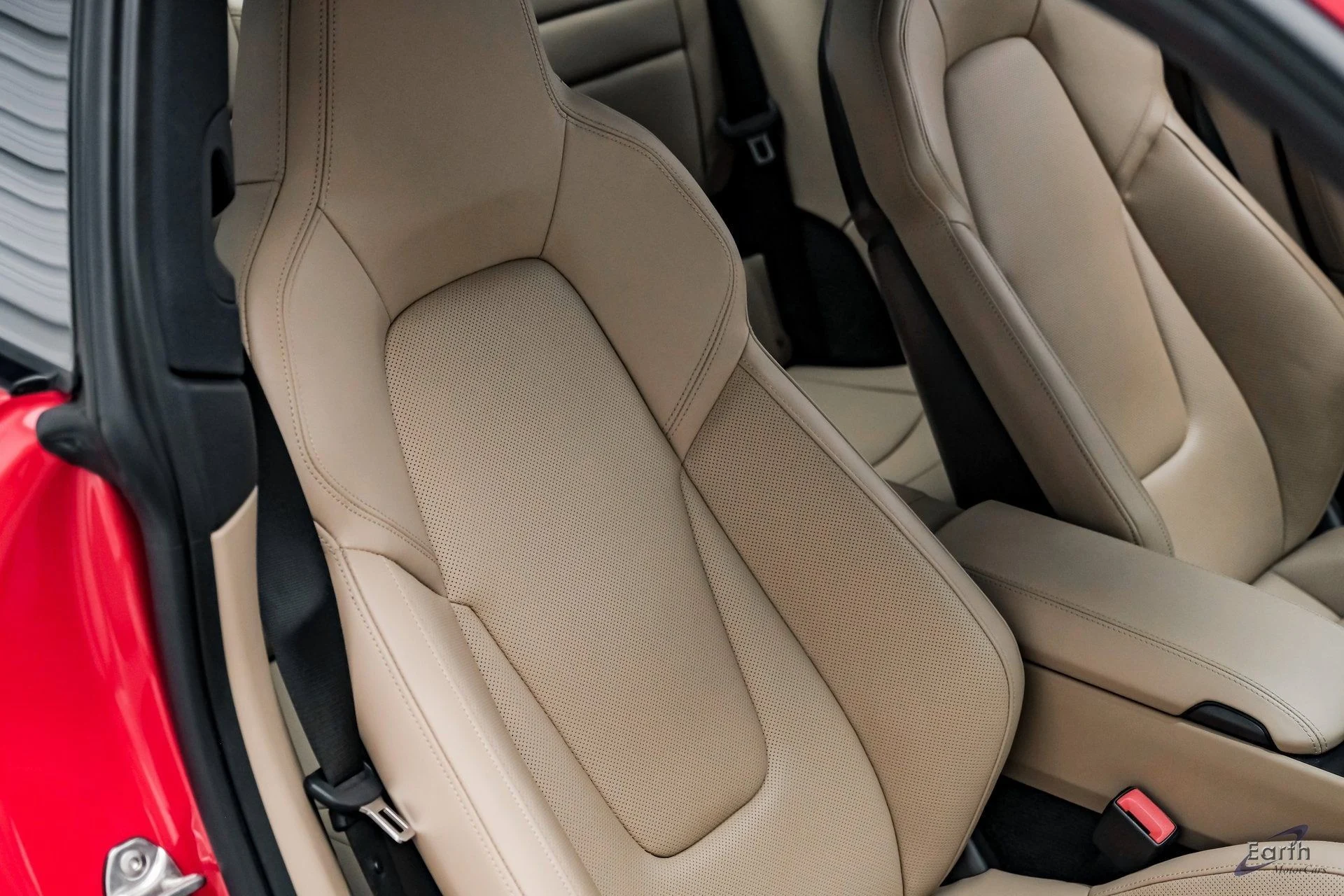 mph045_2112675043_5a069aaedc38ccbfe1fa578b256dedbax_d920841af8