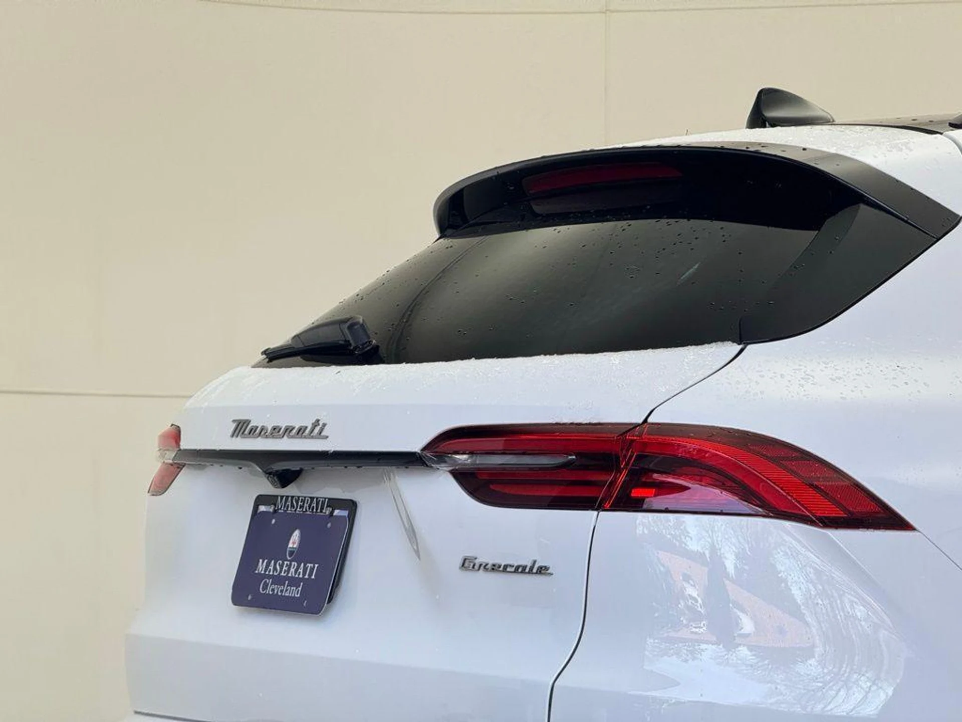 mph045_2118466392_5_t_Le0_Wl_Ch_TU_Vc_O8b_QD_Fs_EL_Bo0_I_ab69e026ac