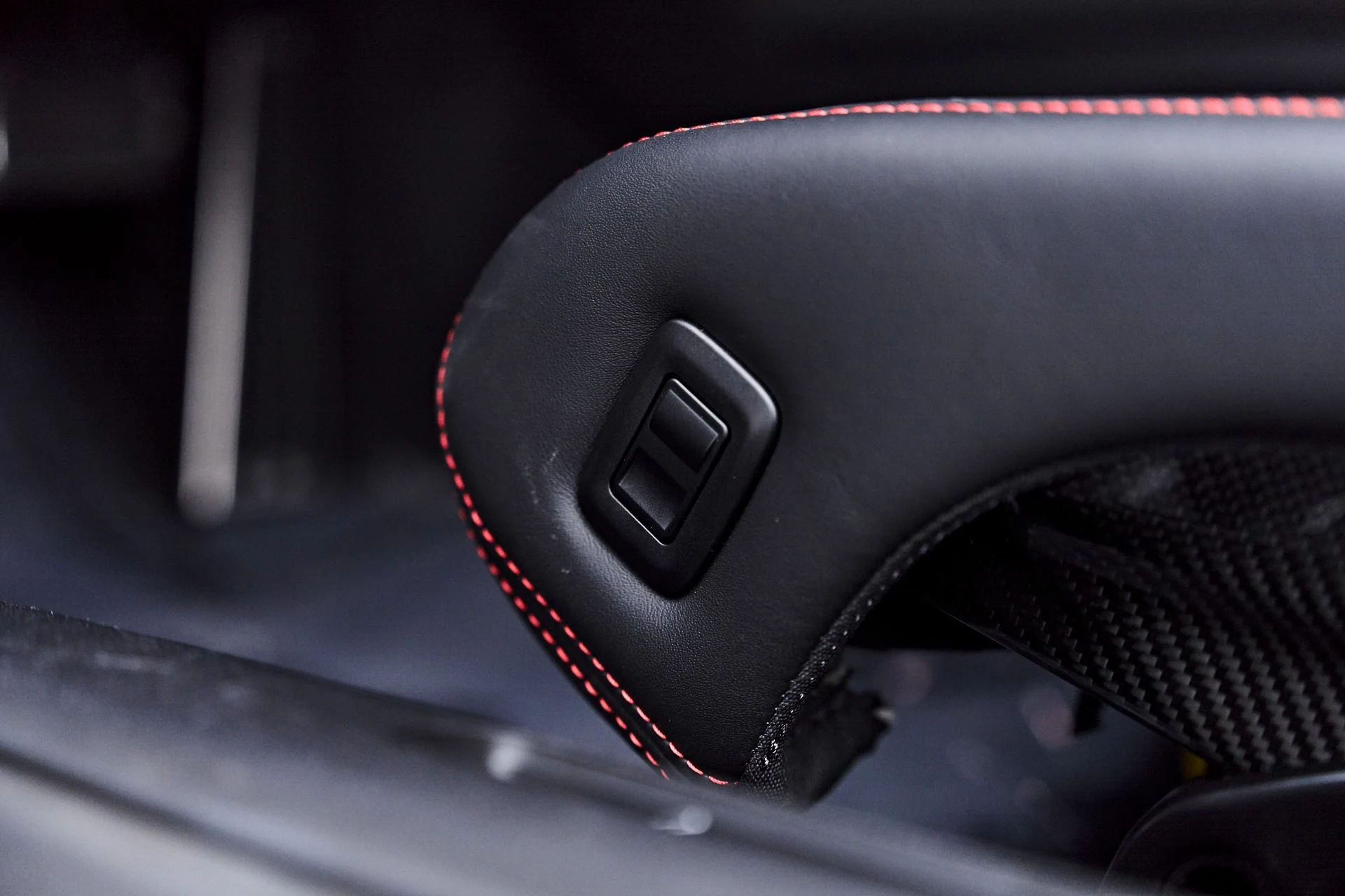mph045_2125668390_Used_2025_Porsche_911_GT_3_RS_1790364700_405fb00589