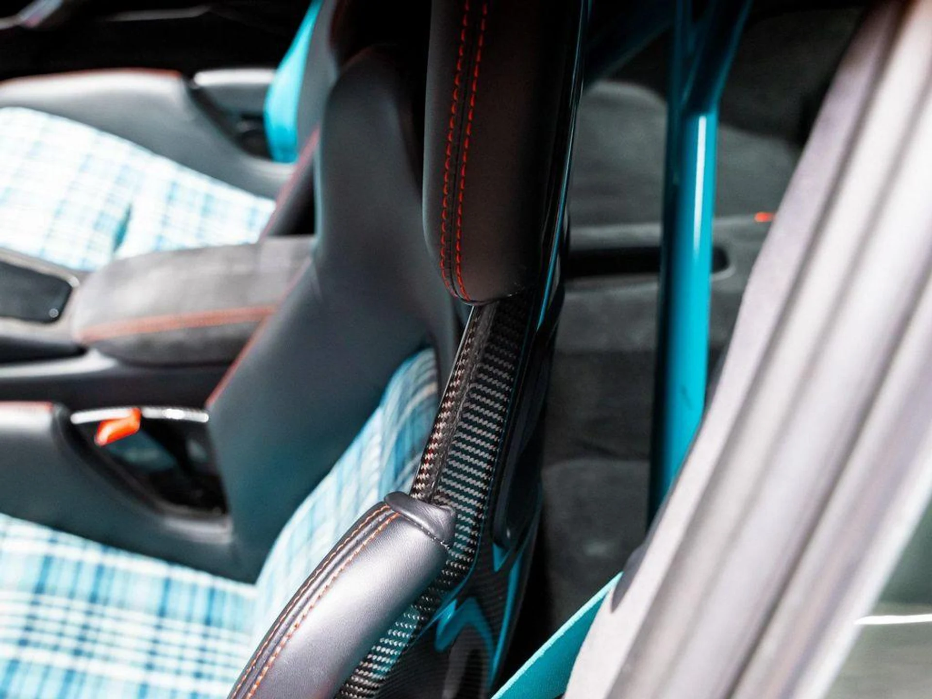 mph045_2129336751_FVMXY_Bn_O_Hn_Ap_B4_Wn_Hs_Iul6f_Un_TU_bbc465a2ee