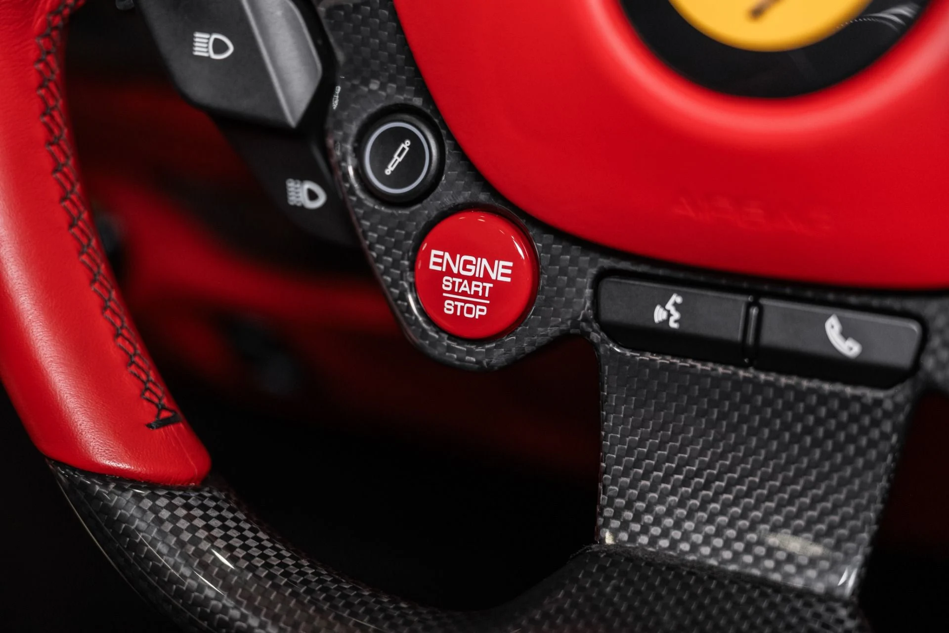 mph045_214797339_Used_2021_Ferrari_F8_Spider_1788191759_874ee2576b
