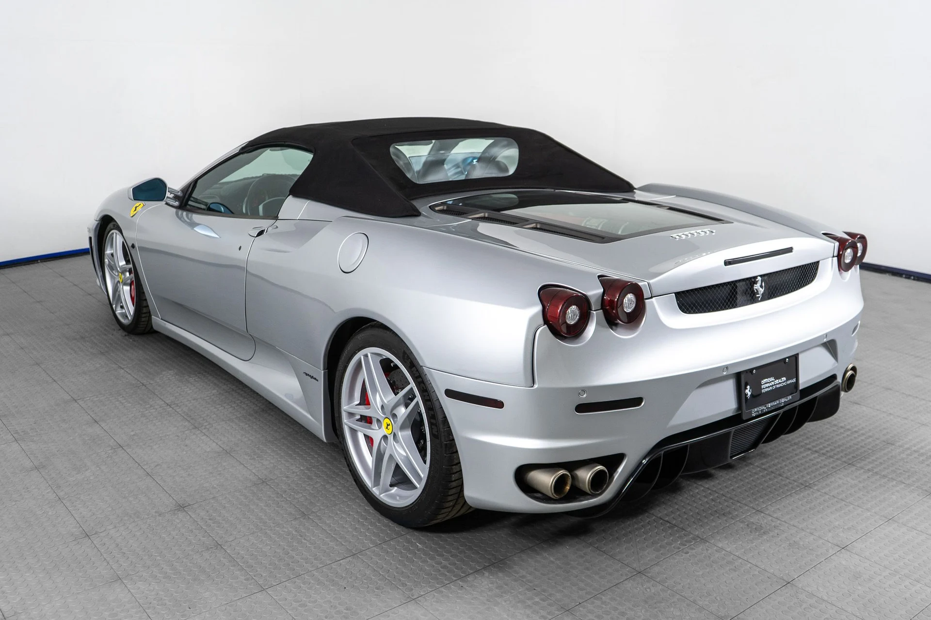 mph045_2155523168_64c3a1b4_c848_4925_9895_0dfc18955247_d3c19c9cba