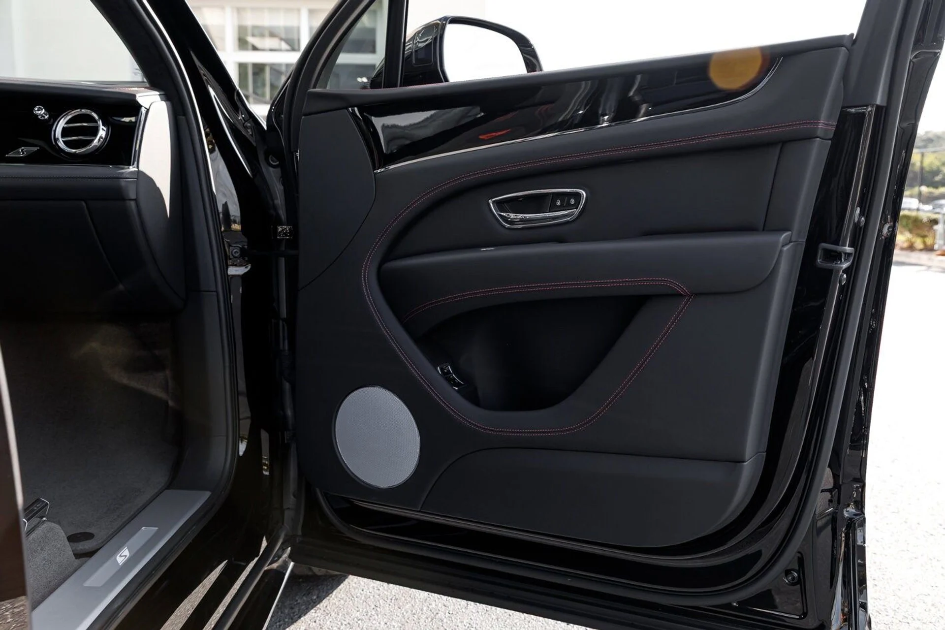 mph045_2164835265_8de5b923c0238a59a76899bf7016e3bax_fbf01c342c