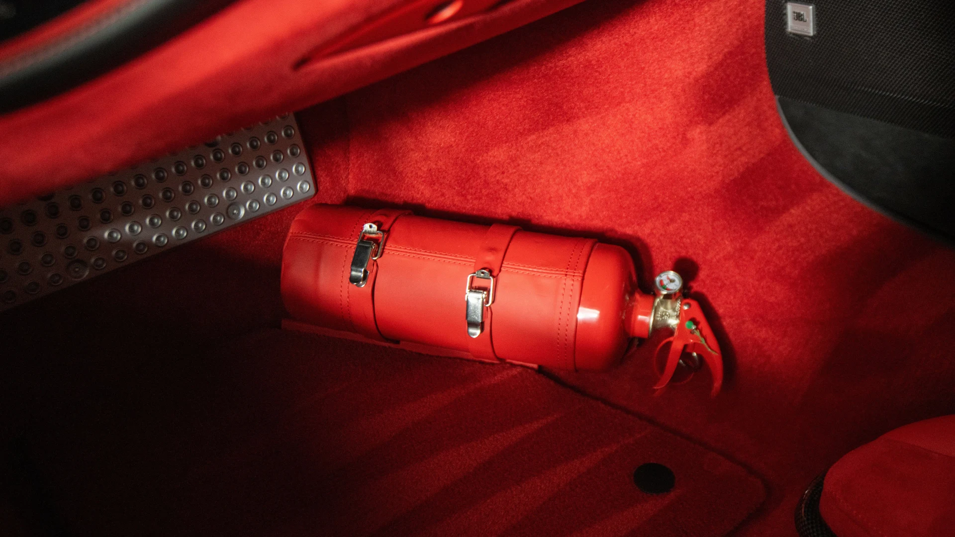 mph045_2179596939_fd611700260043acbb0c6b945fd51c9f_0fff4a60ca