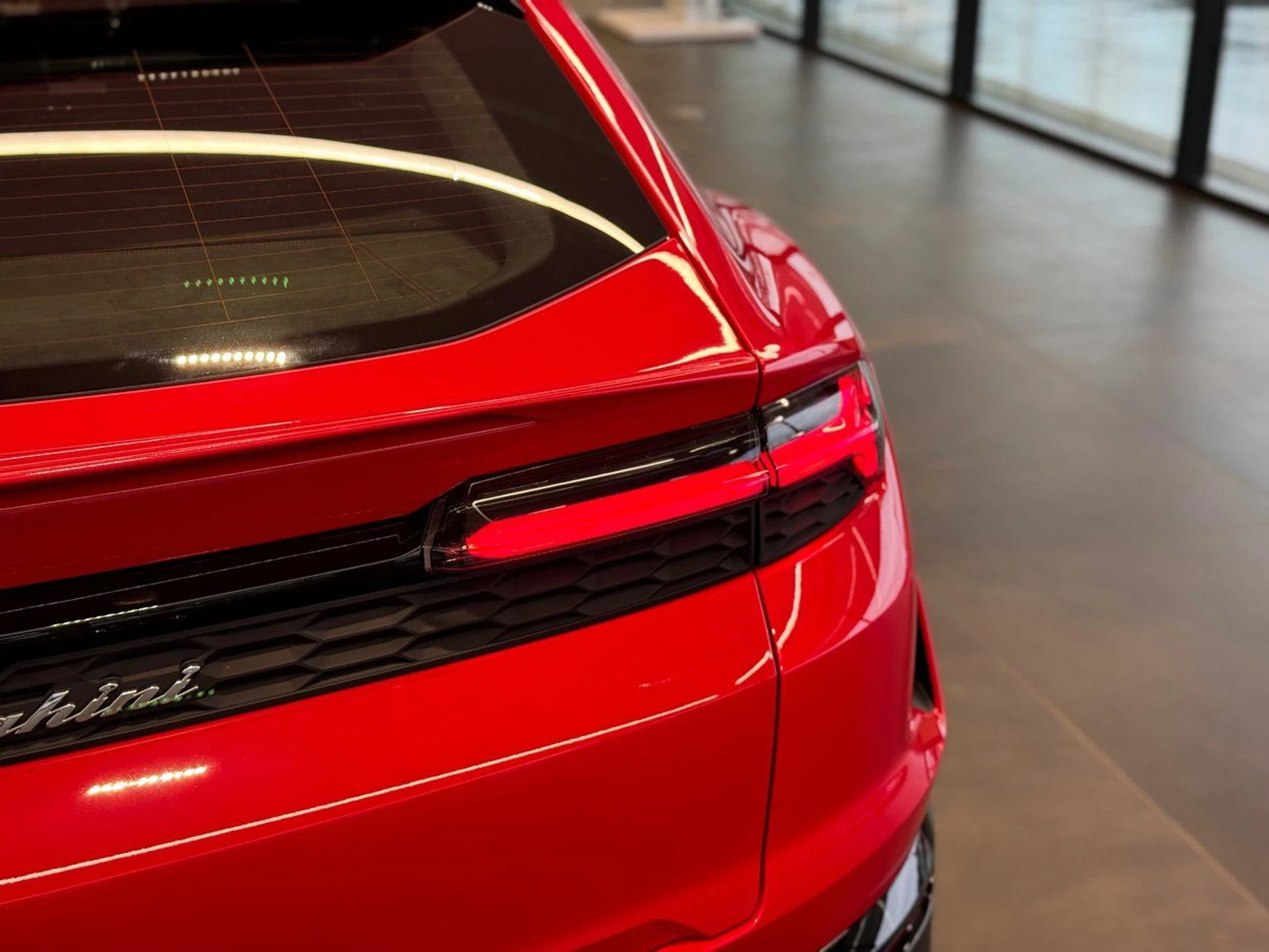 mph045_2191766936_2ee4448ed56b4c25bcd4dd3886ce8d9ex_ed63250c37