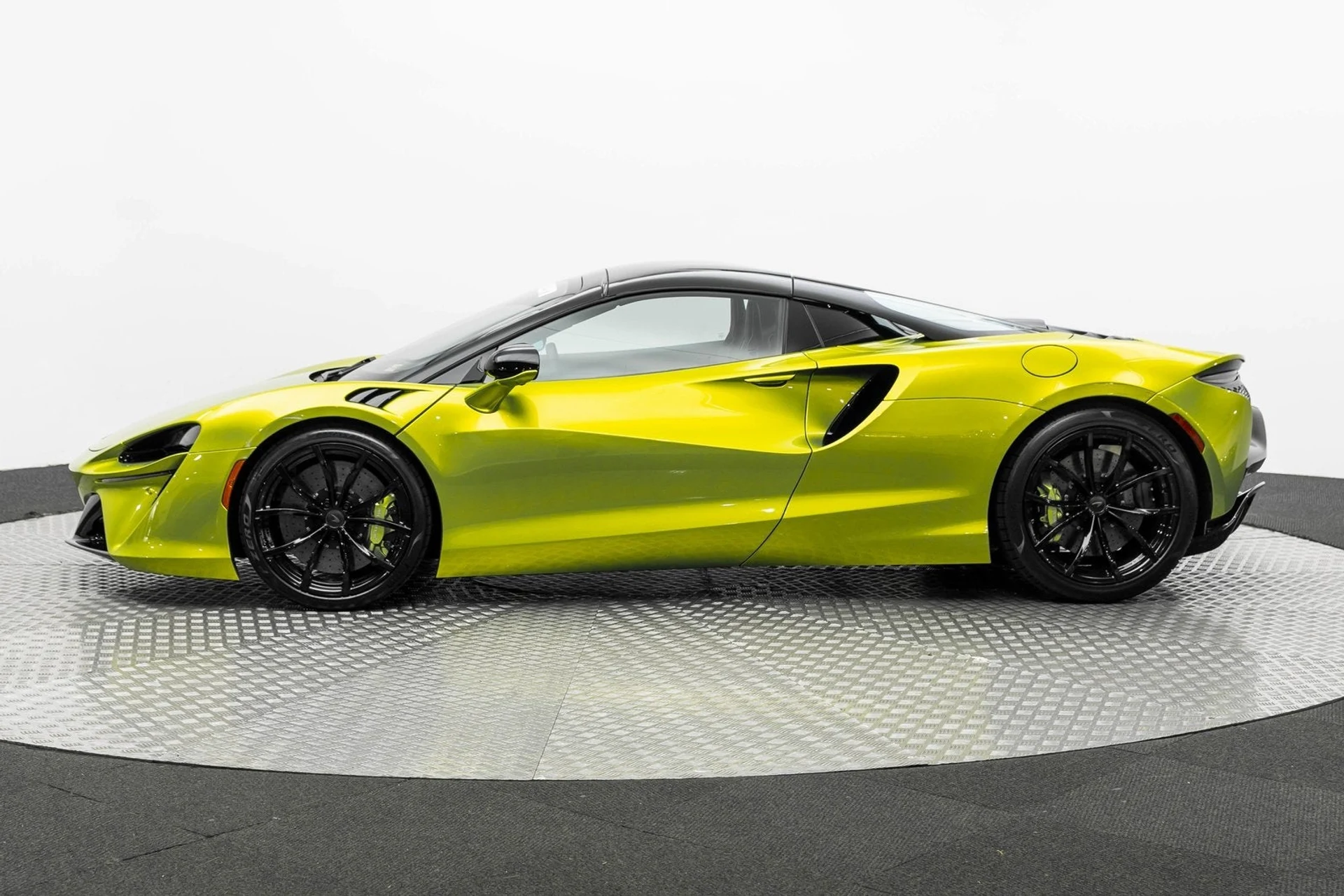 mph045_2202691405_46_f130f596a2