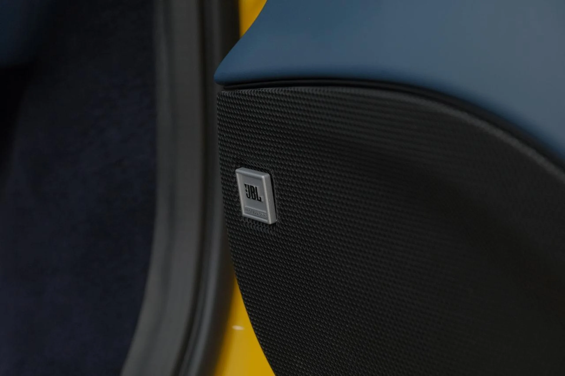 mph045_2206592231_2ed1370d73adfaebbeed60cef4328718_6c0970a609