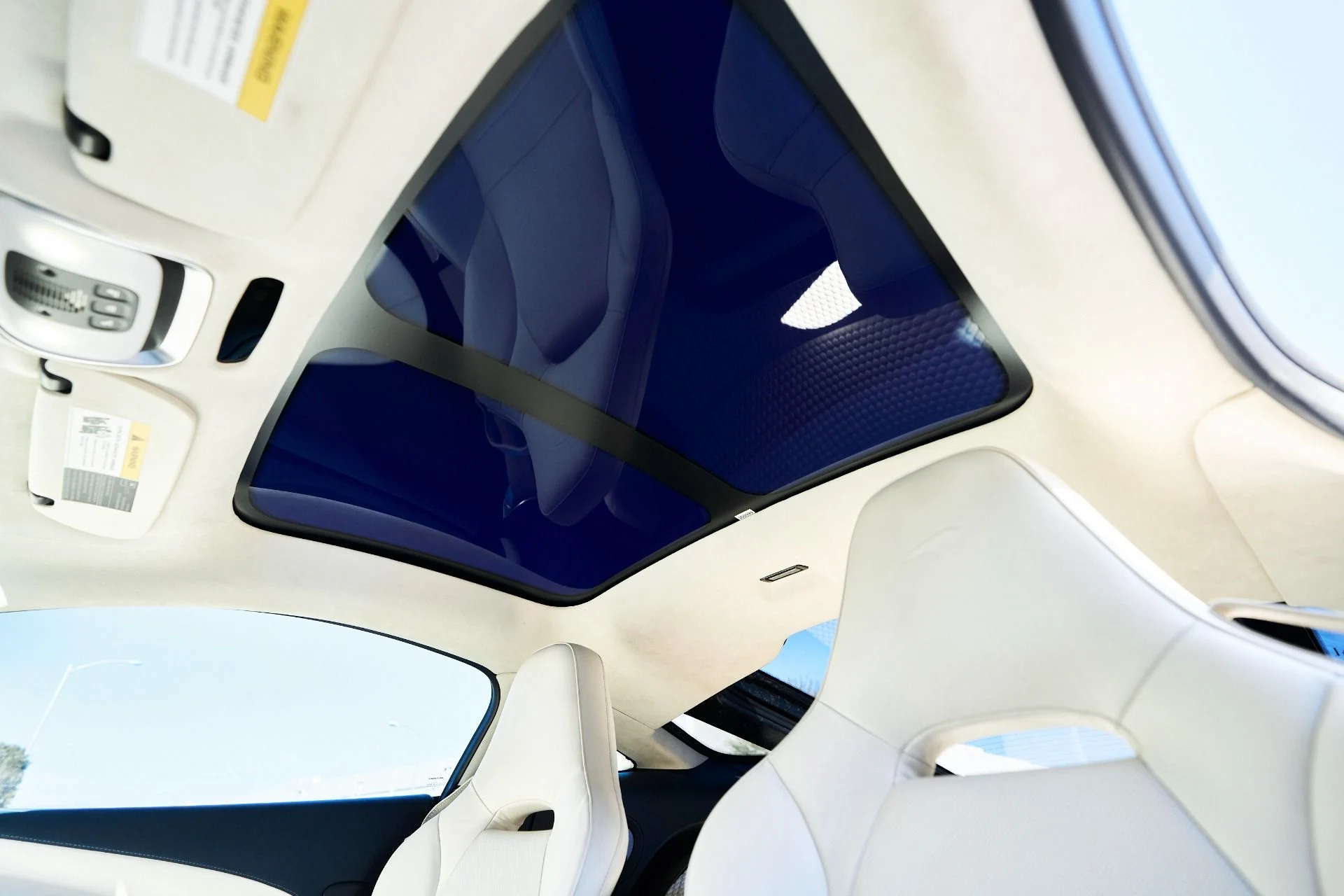 mph045_2213640878_Used_2022_Mc_Laren_GT_Base_1765245112_6fdb887d25