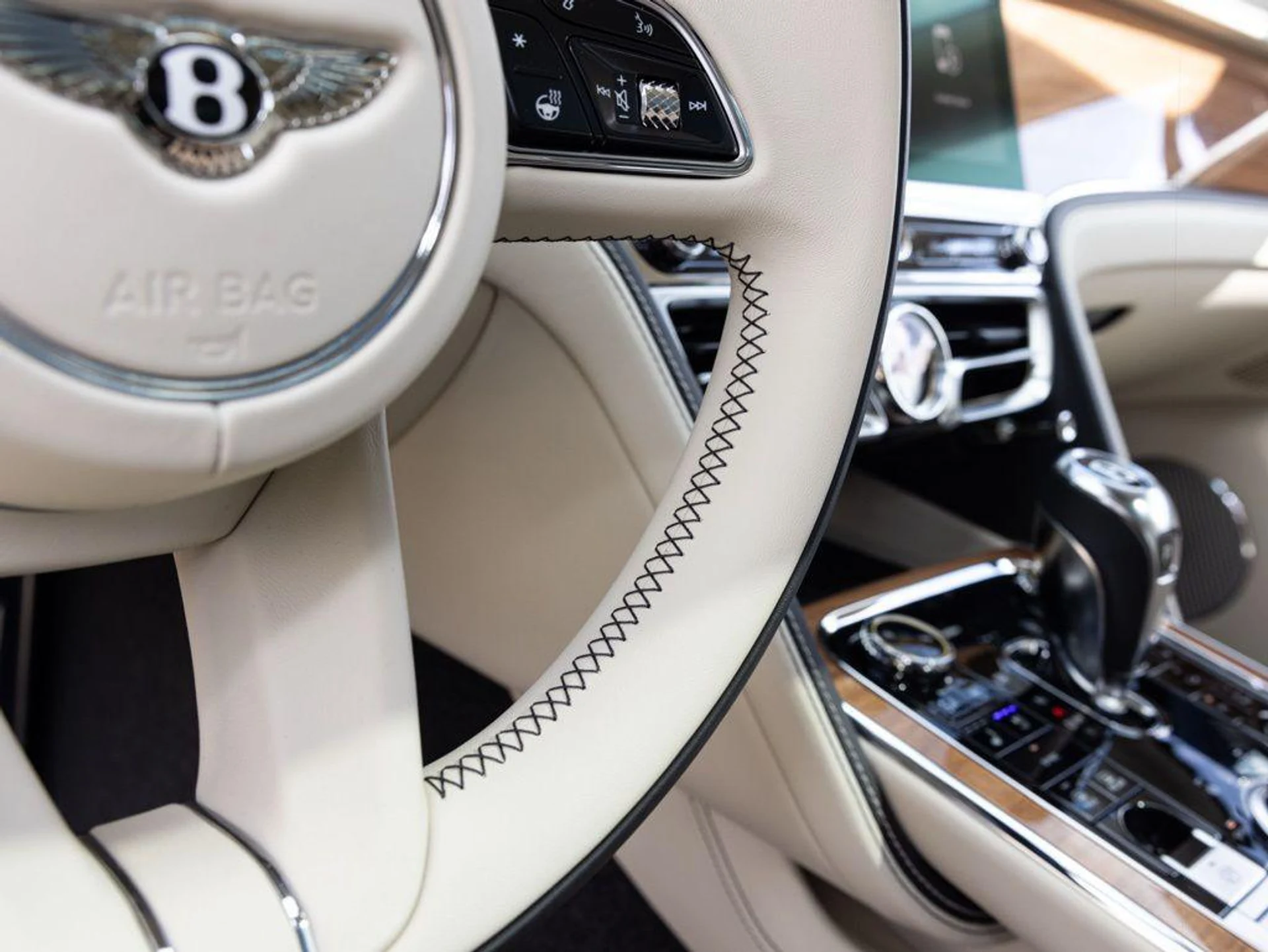 mph045_2224830474_500853698_69ac49e242328134f501d00f_6534293ac6