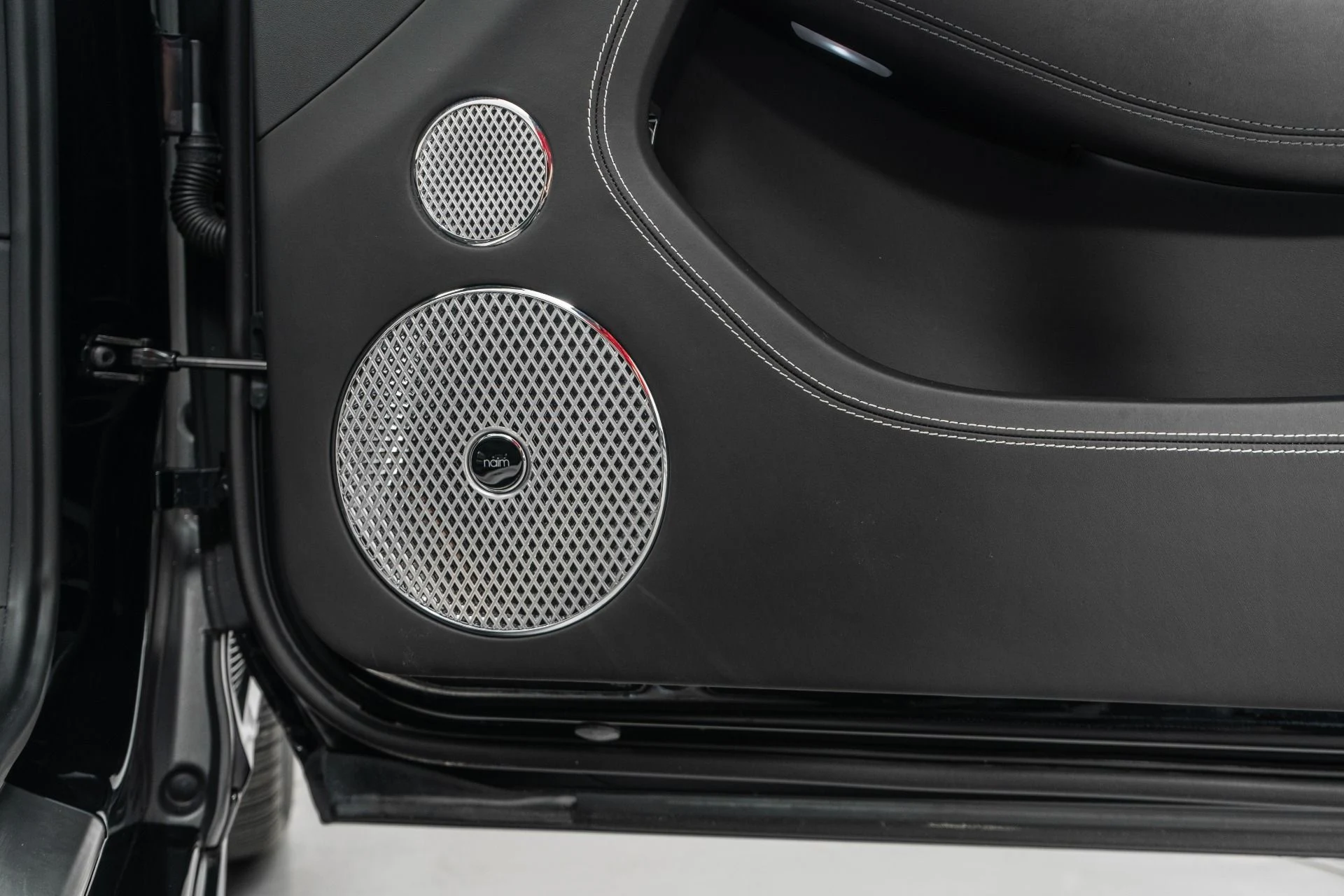 mph045_2244375026_Used_2023_Bentley_Continental_GTC_S_V8_1775843308_daa01c325e