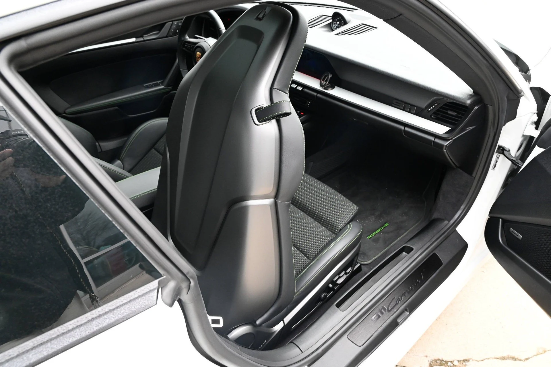 mph045_2250744272_b12258f3b21d4d9b979ac024fa2e4b17_ce3efc15ad