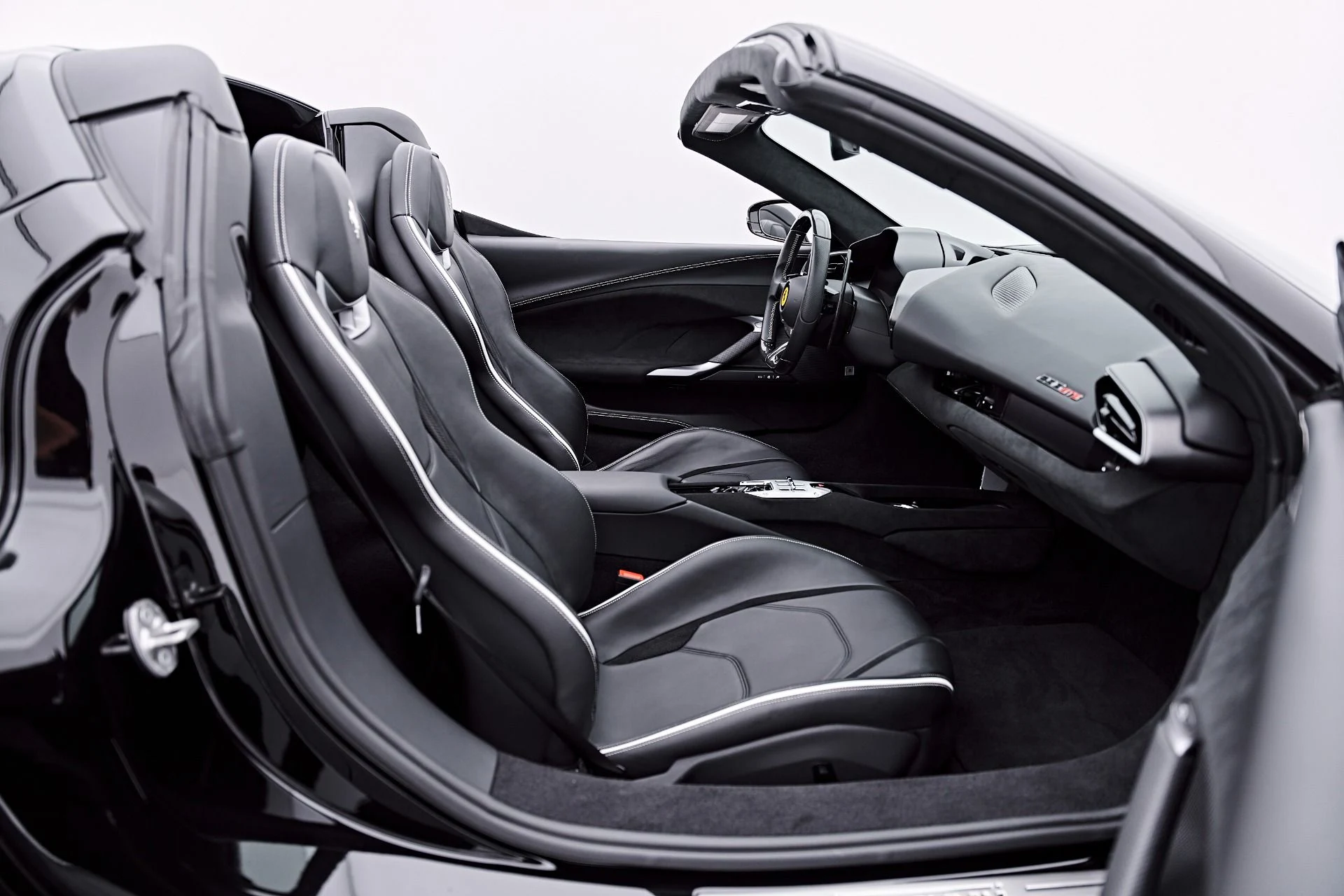 mph045_2281391971_Used_2024_Ferrari_296_GTS_1787614495_283575678f