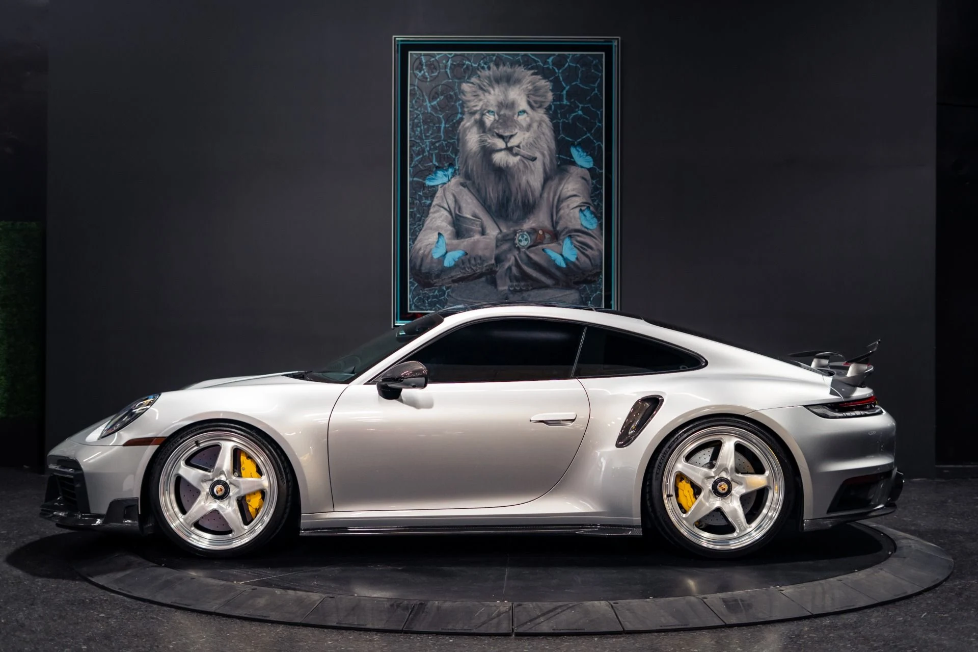 mph045_2284863857_Used_2021_Porsche_911_Turbo_S_Full_Carbon_Bodykit_HRE_Wheels_1783103320_564fbbcb9c