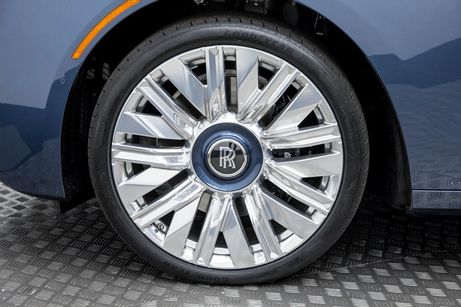 mph045_2292228057_46_1677e59907