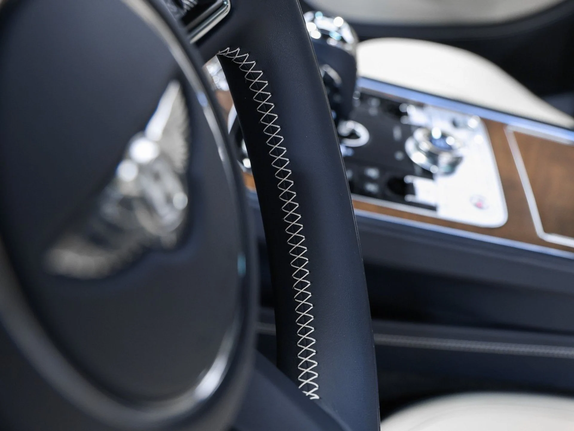 mph045_2324178004_46_676a57c0a0