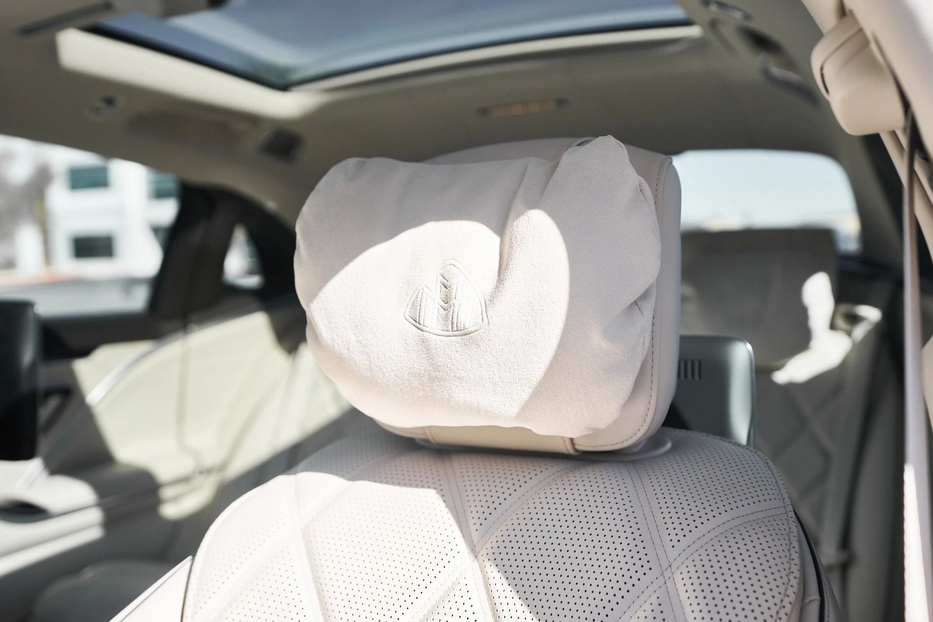 mph045_2331952024_Used_2025_Mercedes_Benz_S_Class_Maybach_S_680_1761611111_0b1508ab35