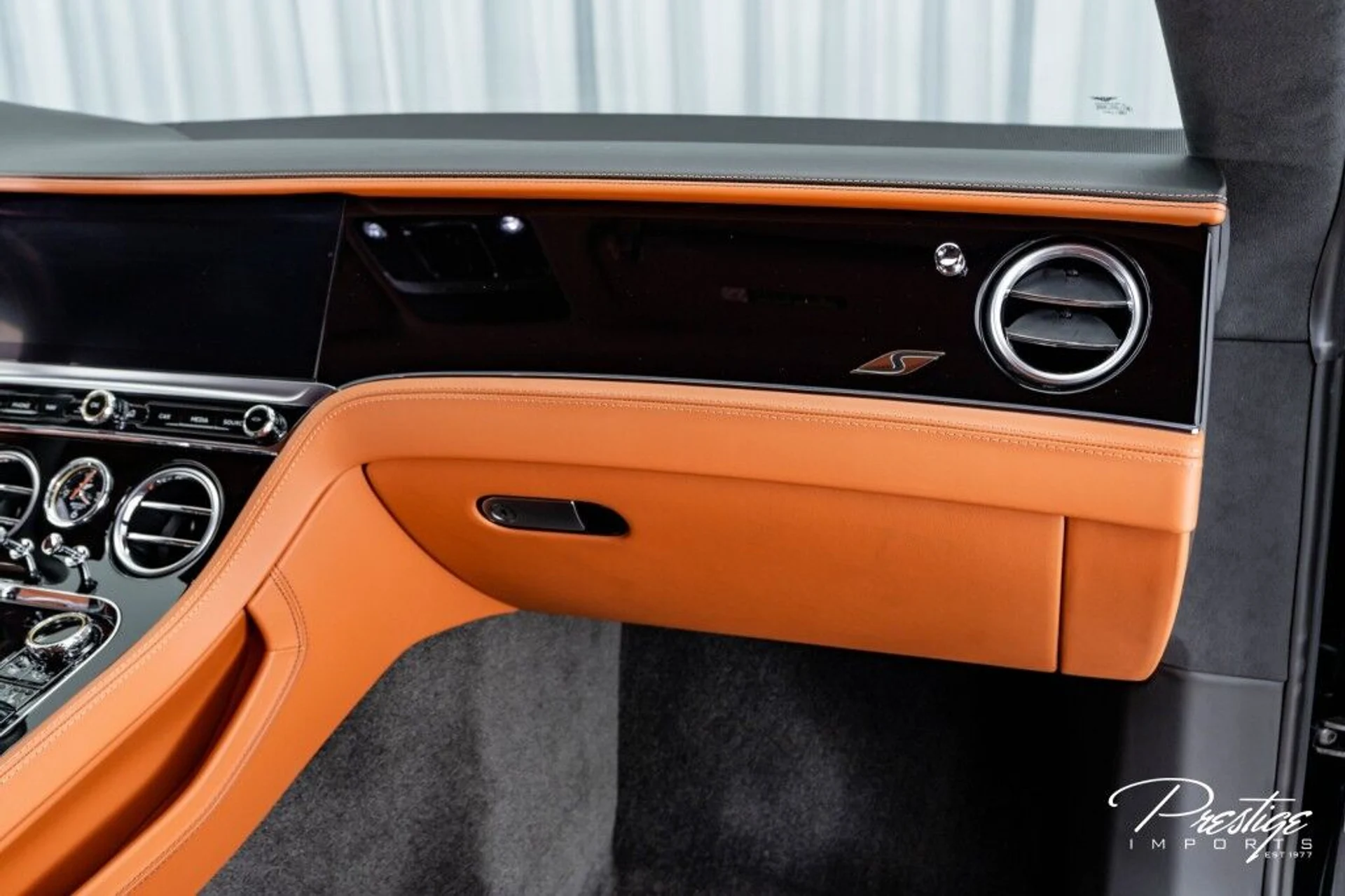 mph045_2348697405_f254f2a83a22a6d6c2dd43f36053bdc1_dd7f40e084