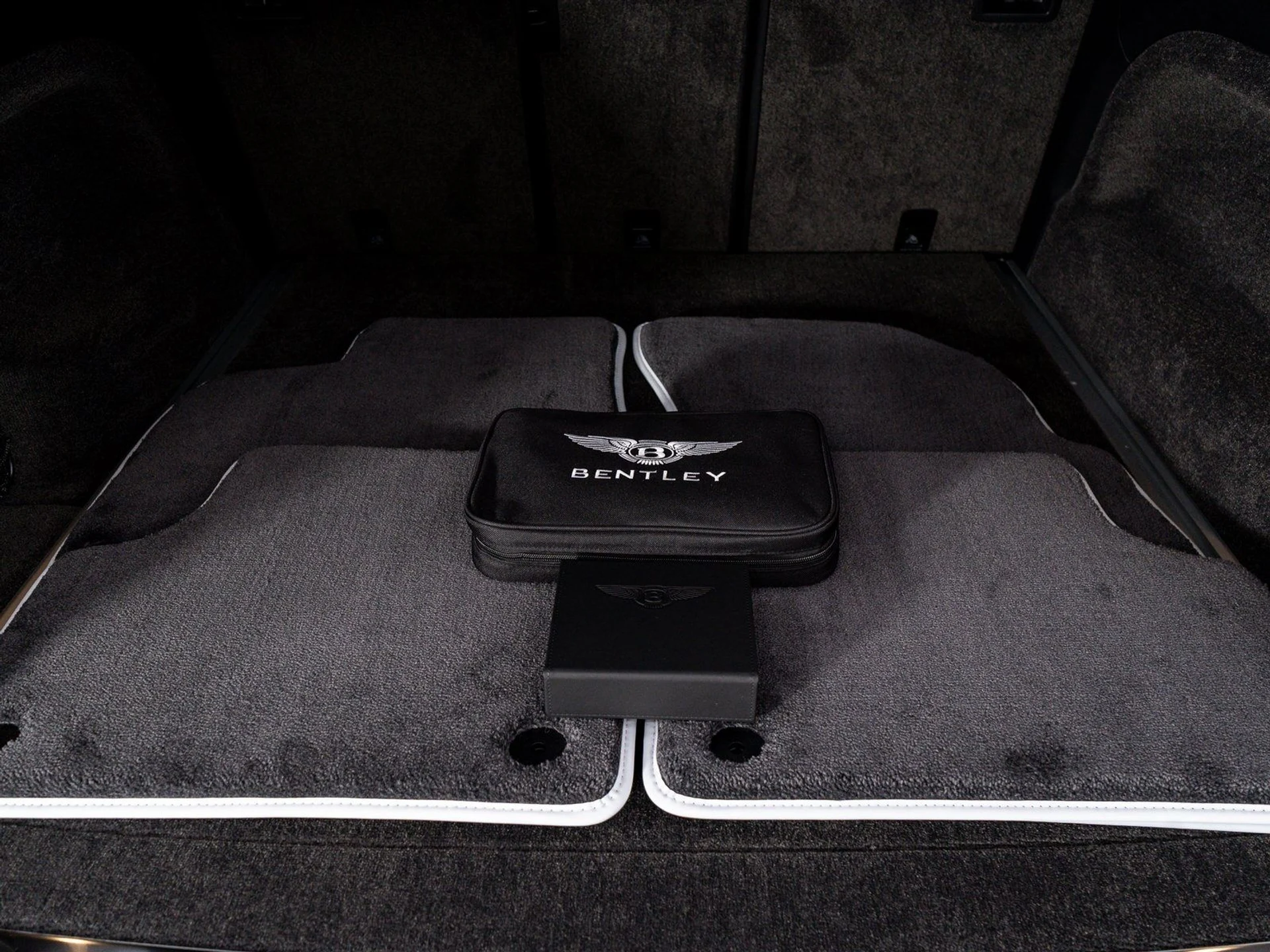 mph045_2350403371_70c5814320068c173af41d834113daa1_ed1c16a2e0