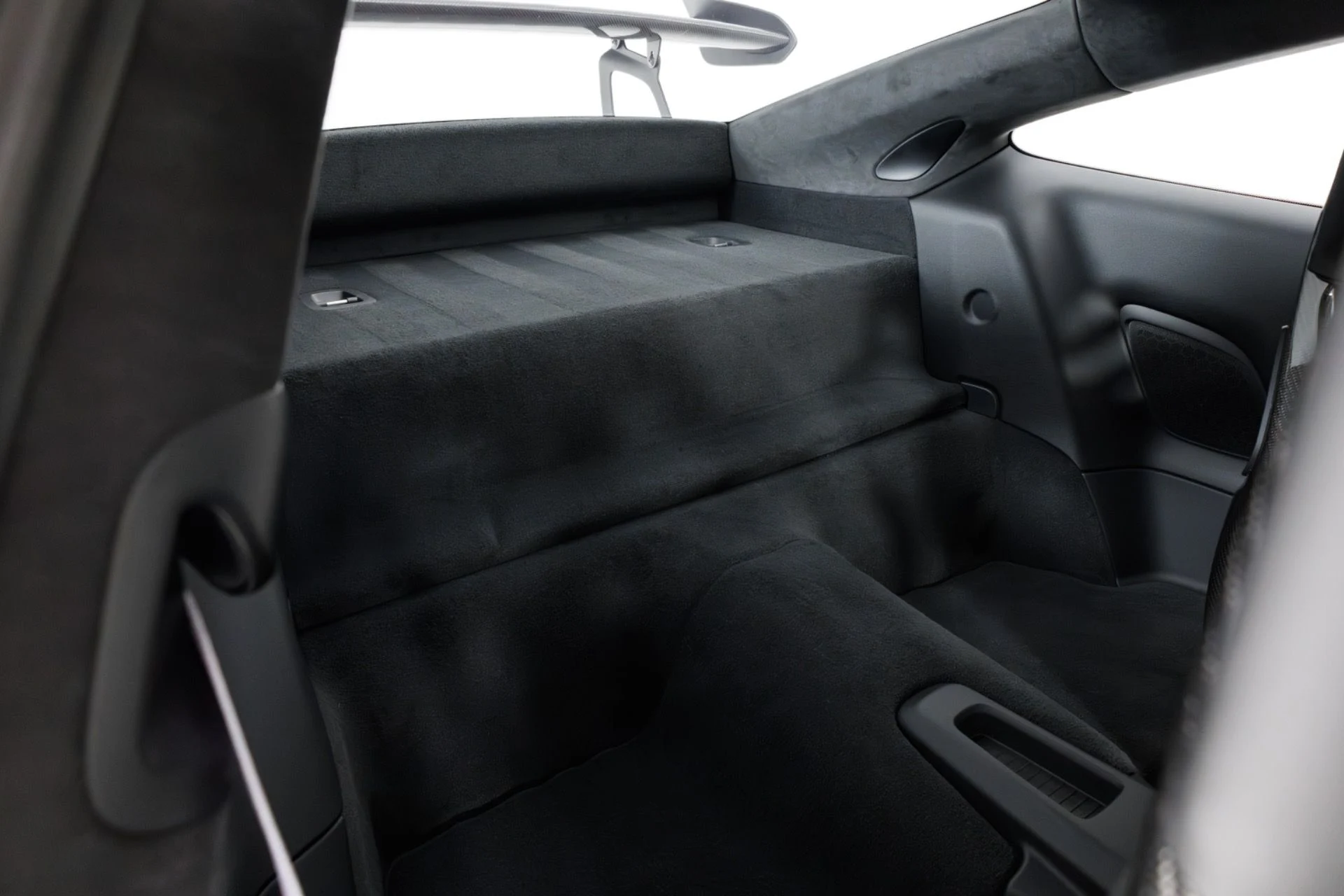 mph045_2352925589_Used_2019_Porsche_911_GT_3_RS_1774651735_46da907ef3