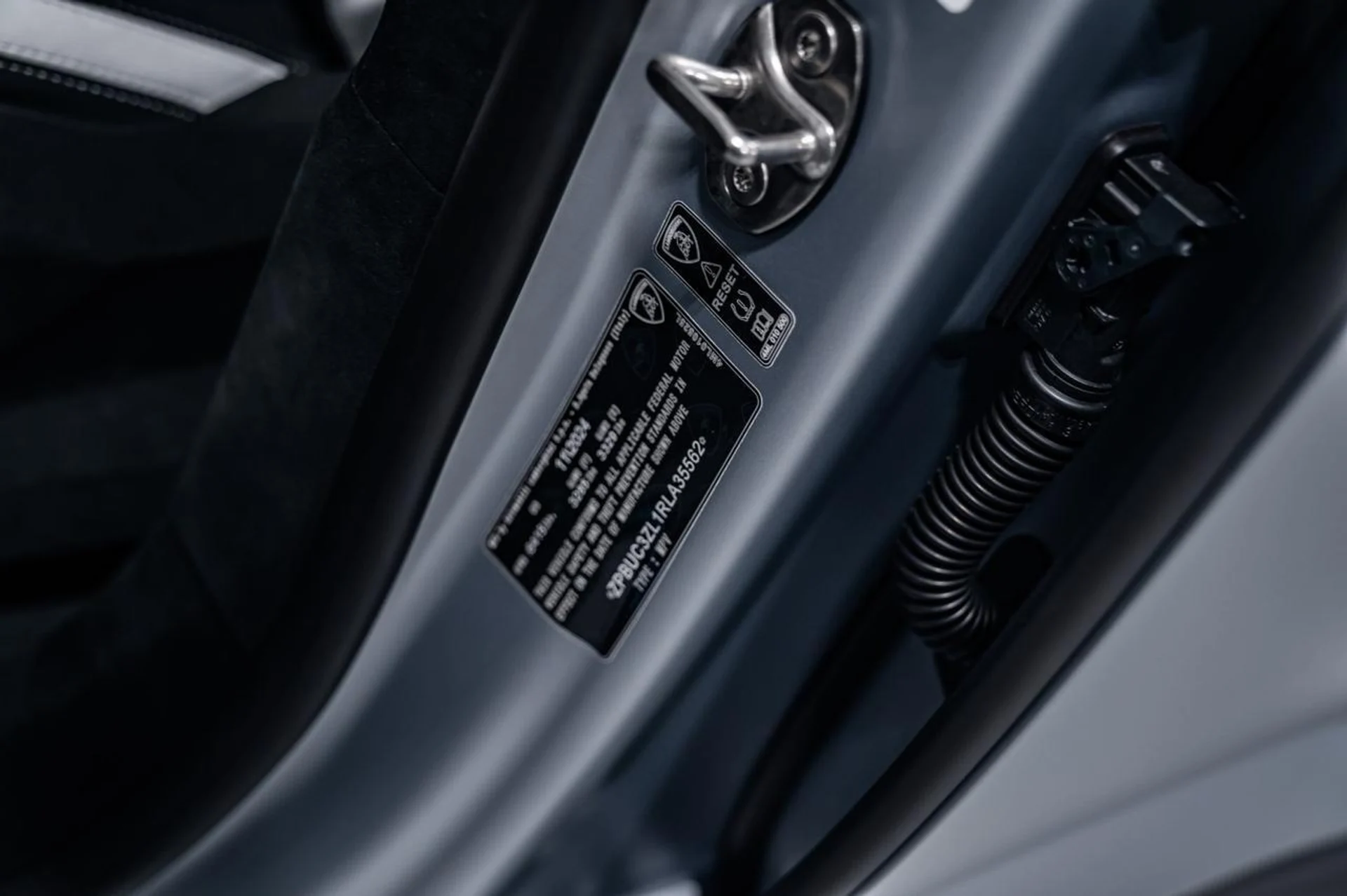 mph045_2369980320_b361501d50d04de12980bf5b9d3e1488_0857d2069b