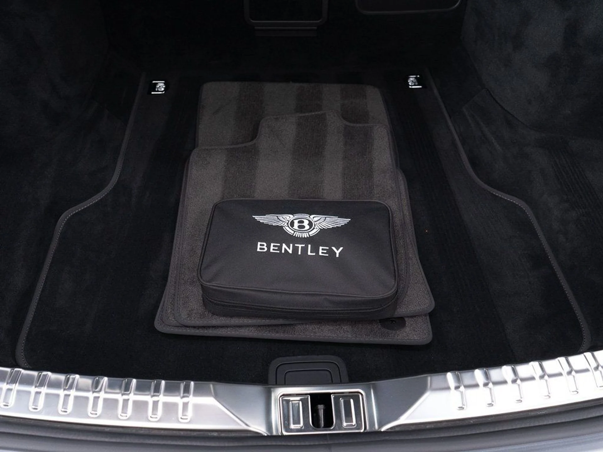 mph045_2370360699_62f0c1e596e005a12ecb59ab8d5814c2_855c38798e