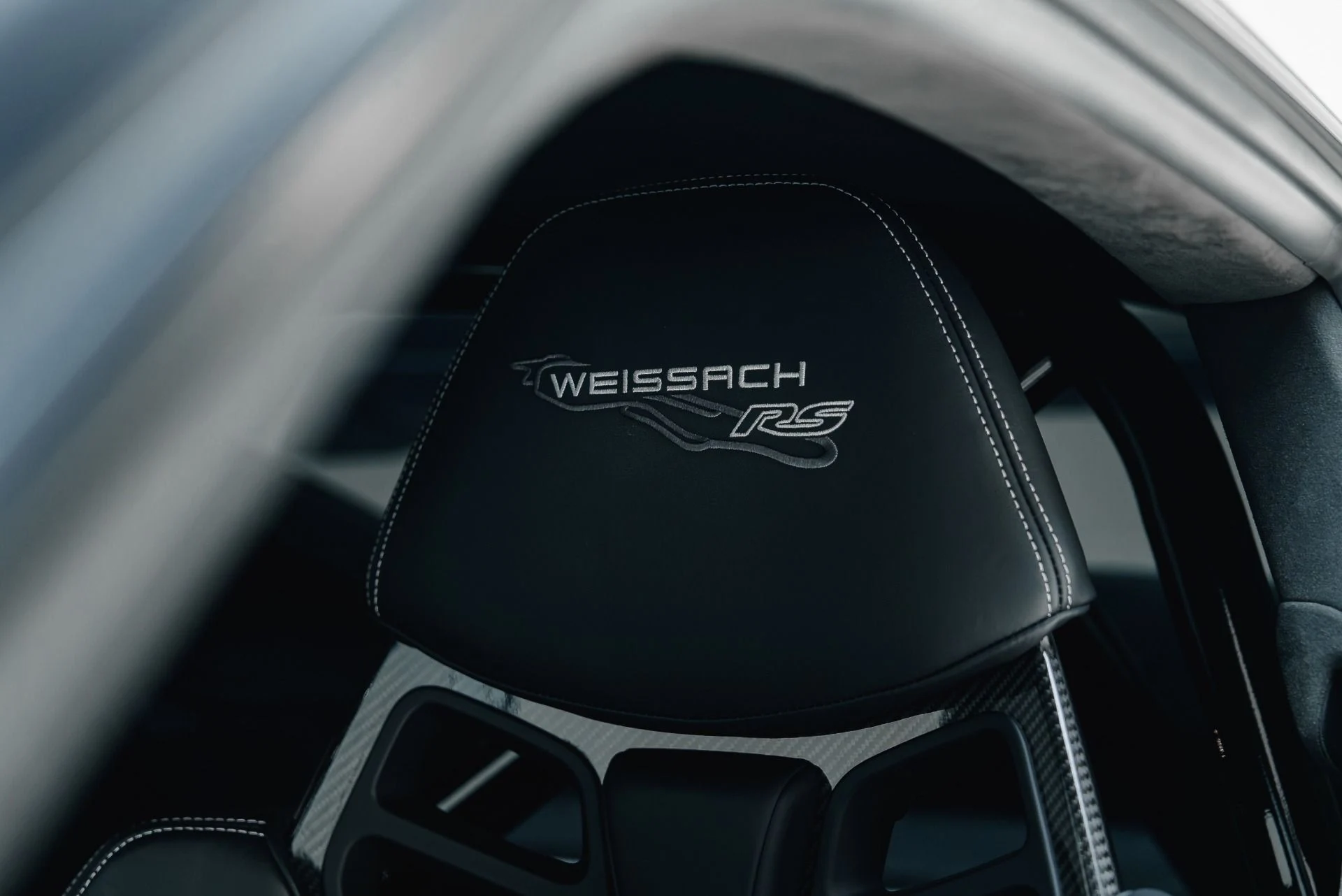 mph045_2372303119_Used_2025_Porsche_911_GT_3_RS_1789581782_009fad0980