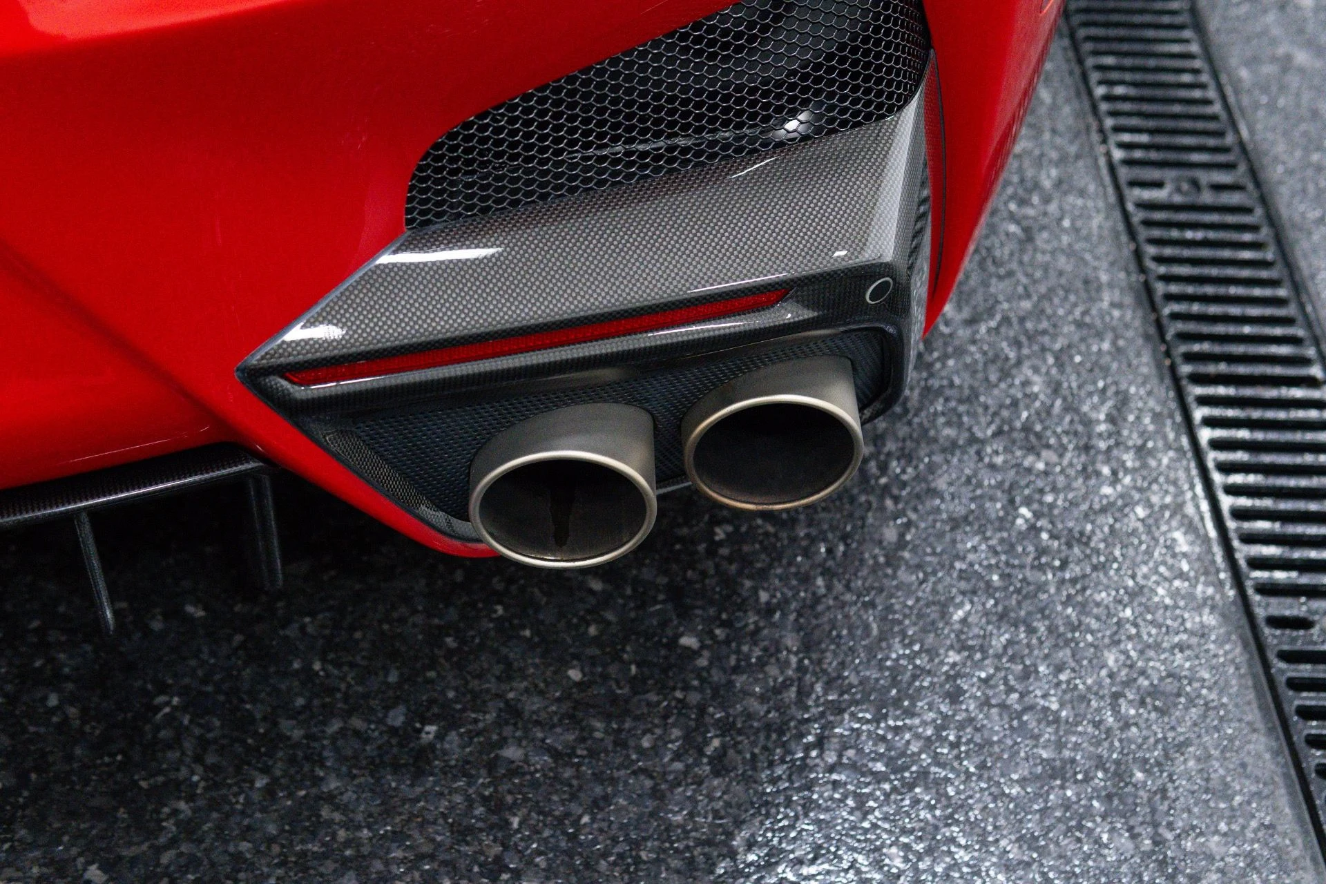 mph045_2382531165_Used_2017_Ferrari_F12tdf_1788471792_76686b4bf7