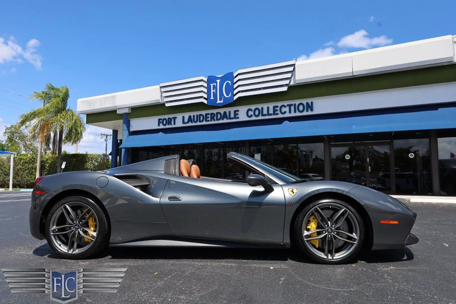 mph045_2394386386_used_2017_ferrari_488_spider_convertible_6305_23017916_46_1024_36e7359dc5