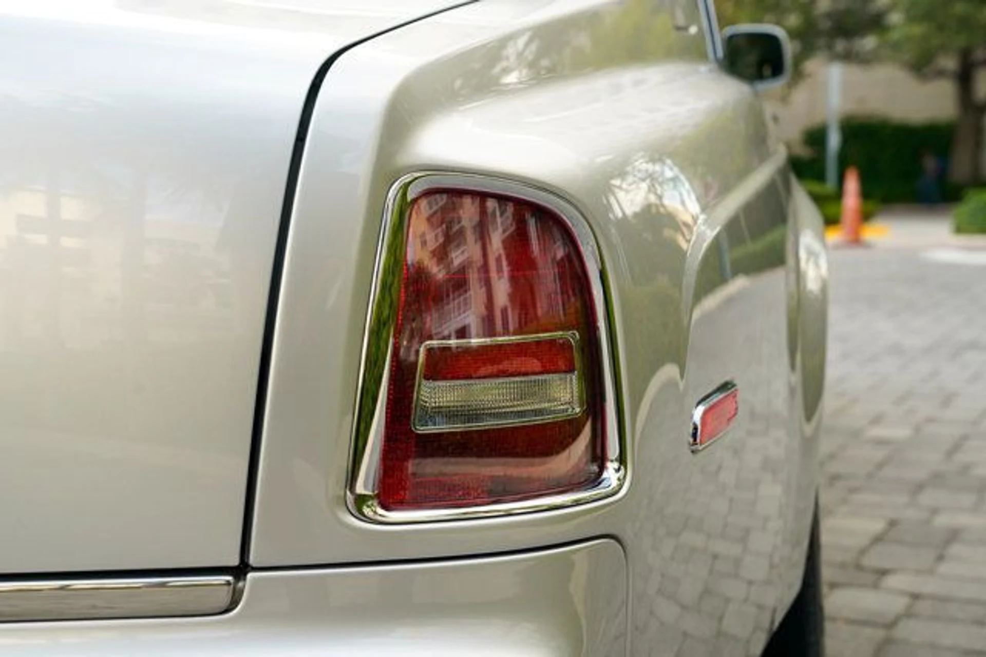 mph045_2403515811_22948076_46_640_2f6769cc11