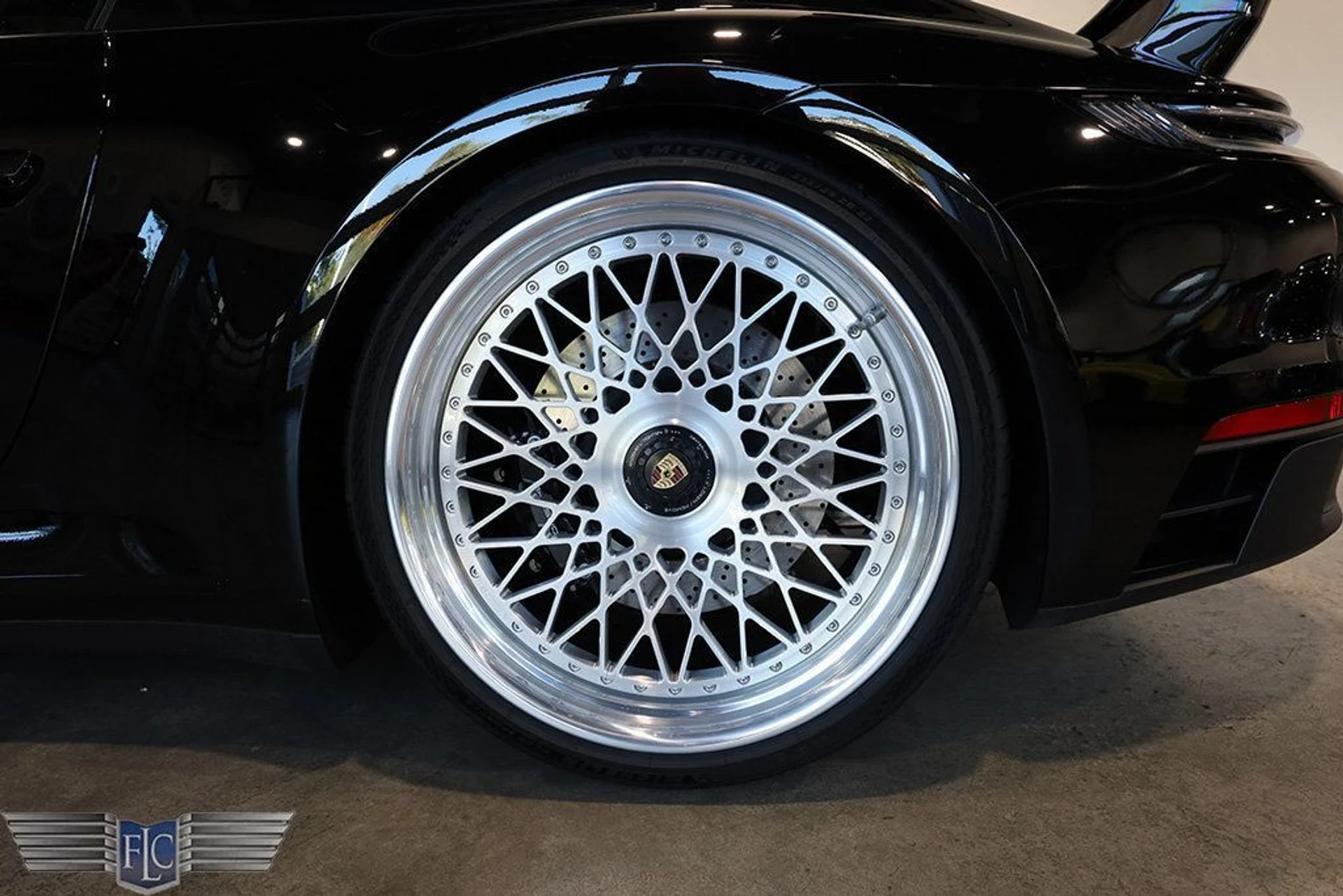 mph045_2404726622_used_2024_porsche_911_carreragtscoupemanual_9689_22931180_46_1024_a8ec51ea49