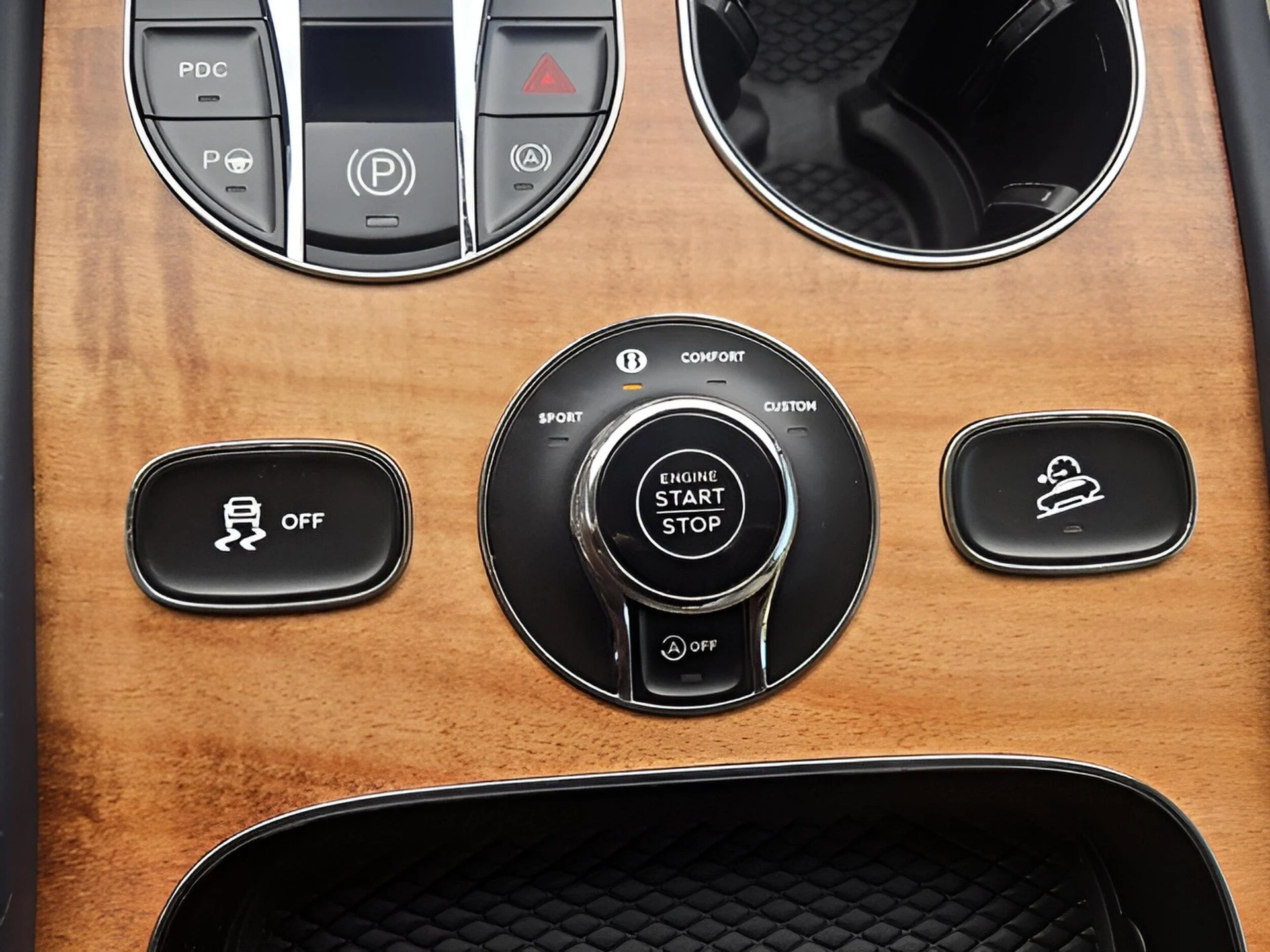 mph045_2436346190_53e14563da7f3a8ecbbd06674fa561d9x_4dc531d53d