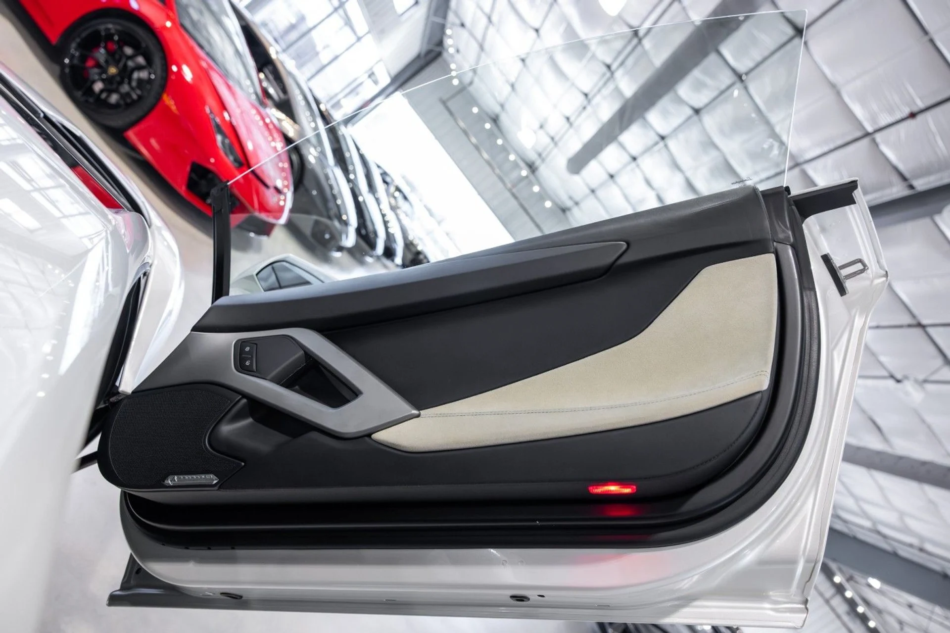 mph045_2436685707_y_Q_7a68ef508f