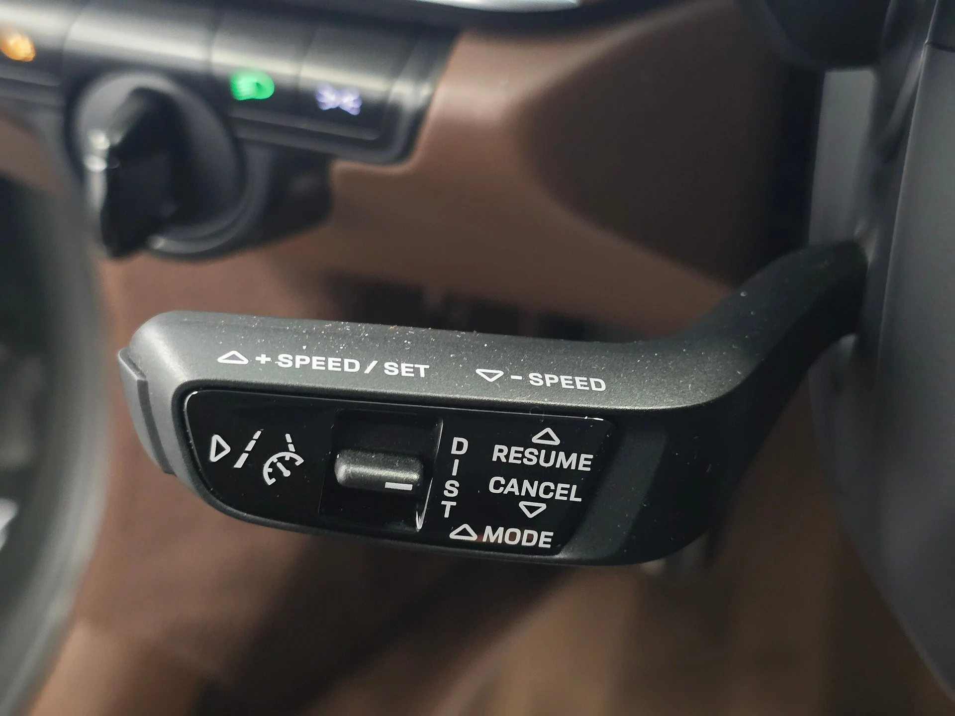 mph045_2446837947_a1706db9fcd73c35c61690fd63e8fa54x_f854b0e145