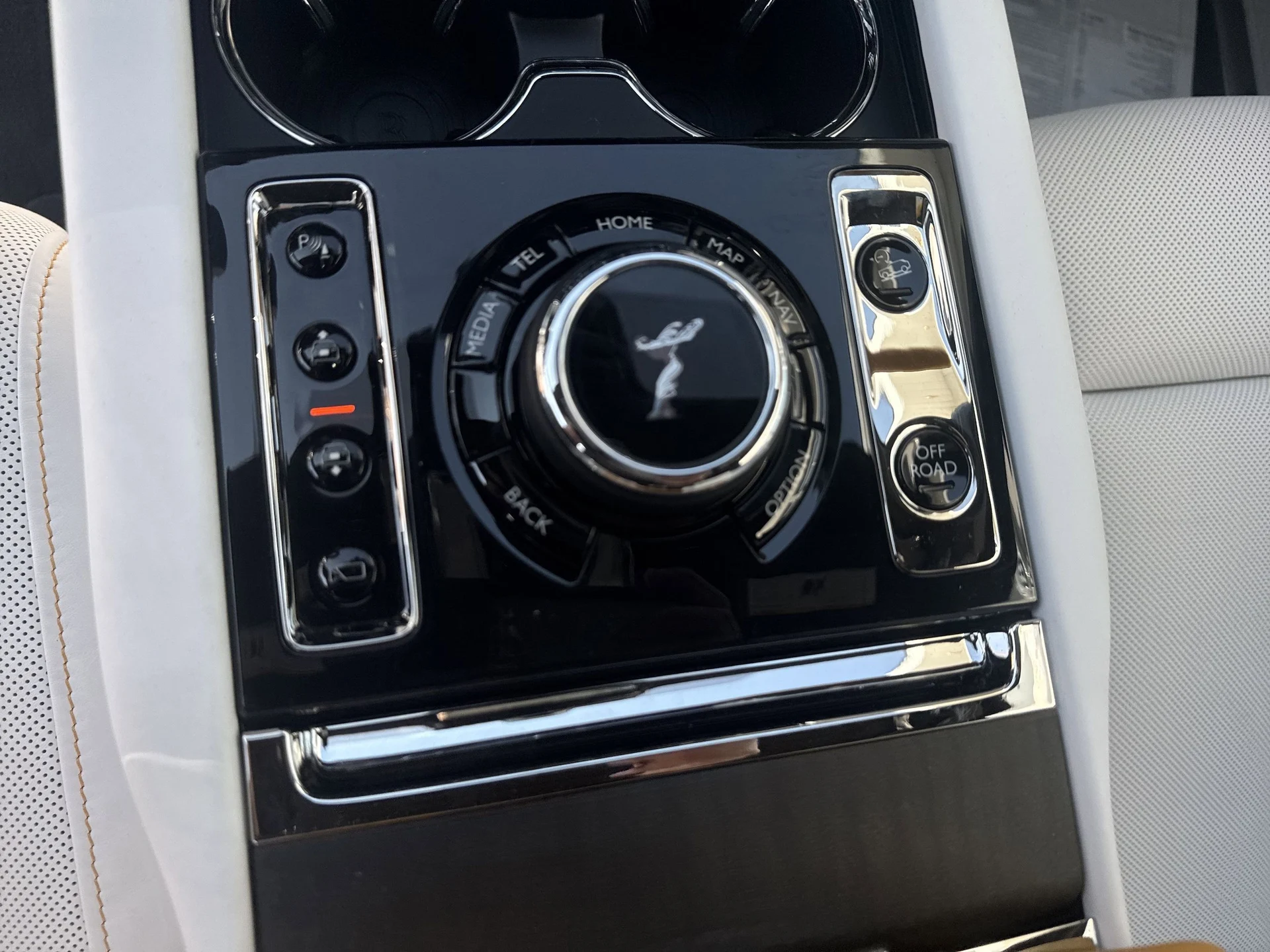 mph045_2455085886_f651b60398b3577a093126c7feaf75fcx_d3e638e270