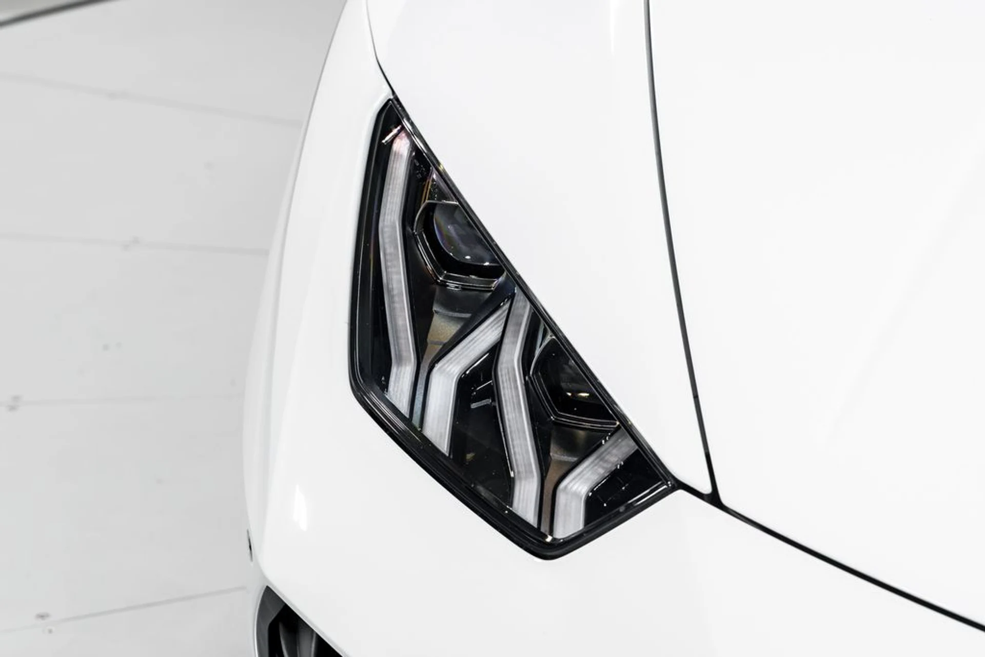 mph045_2456944544_85cad25657b345df9a2be1d0b6f1a7d0x_4b6cf7790c