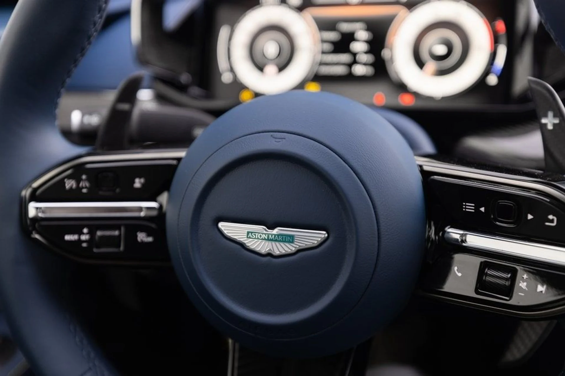 mph045_2468715461_383711c7917c458c623c0208071bbe06x_813f6d7de8