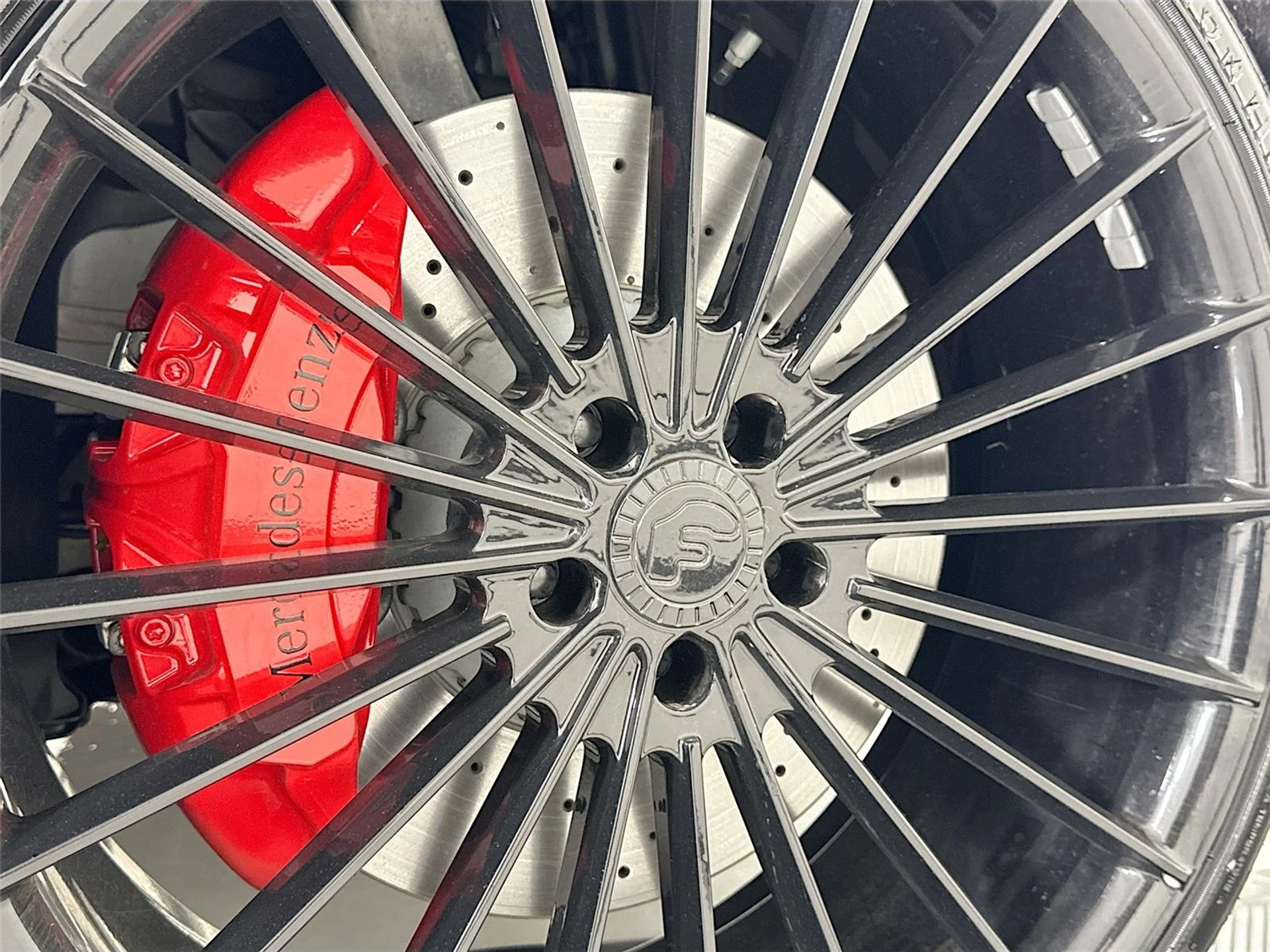 mph045_2475642188_dd5ec6d2bc9367b0cec79fcf999cfcf0_90625eca26