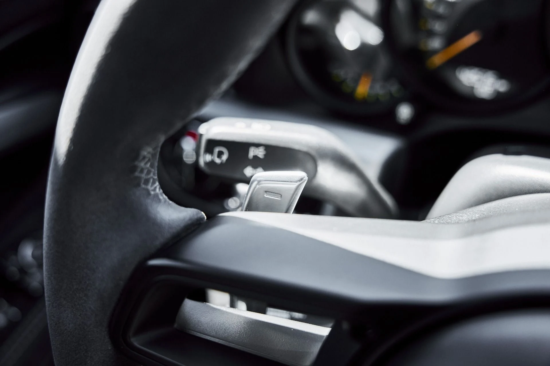 mph045_2485406566_Used_2018_Porsche_911_GT_3_1777749603_110eae838c