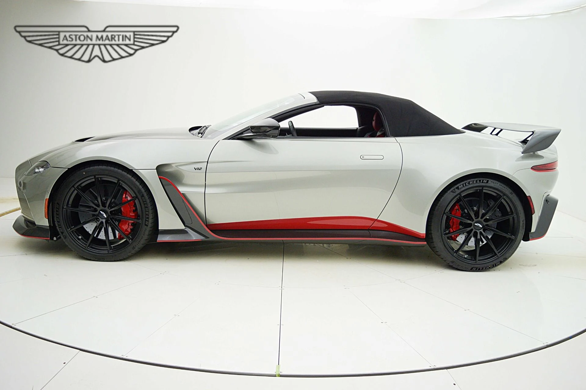 mph045_2492574541_Used_2023_Aston_Martin_Vantage_V12_Roadster_1723145187_3322b0283b
